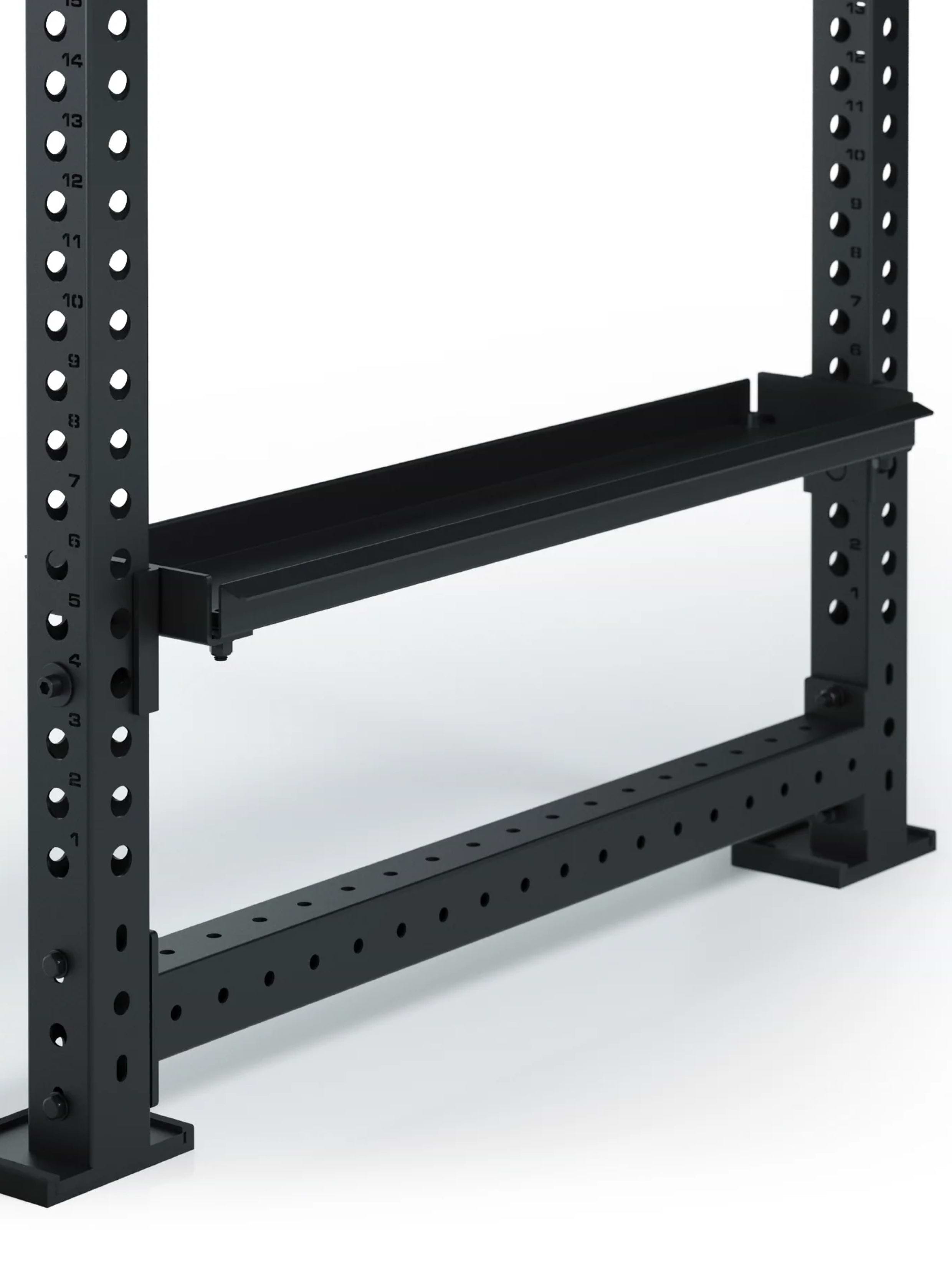 Ablage Regal für Kettlebells: Einfache Montage am R8-Power Rack , vorhandener Platz optimal genutzt