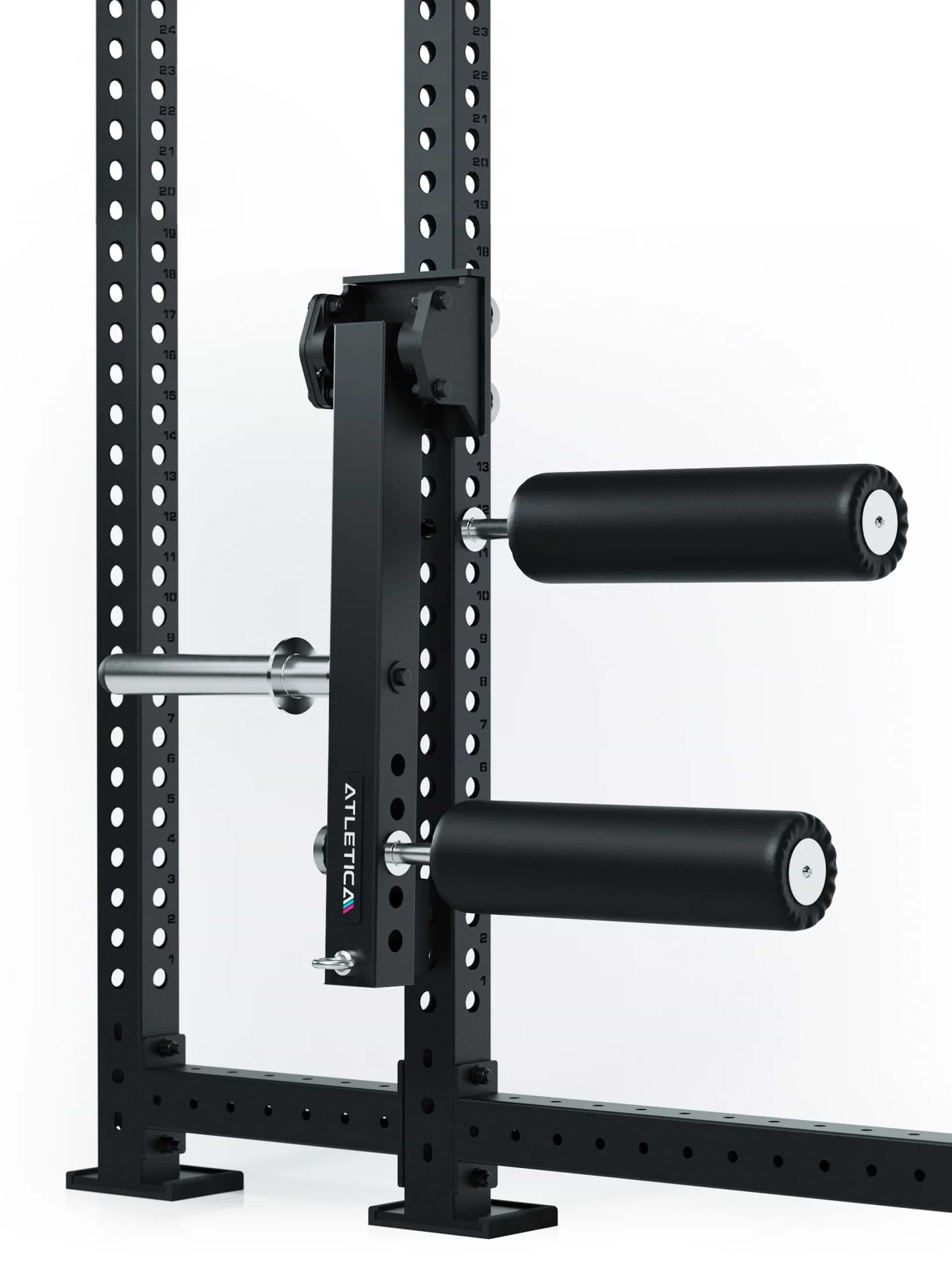 Zubehör Leg-Curl Option R8 Power Rack: Beinstreckerübungen dienen der Kräftigung deiner Oberschenkel