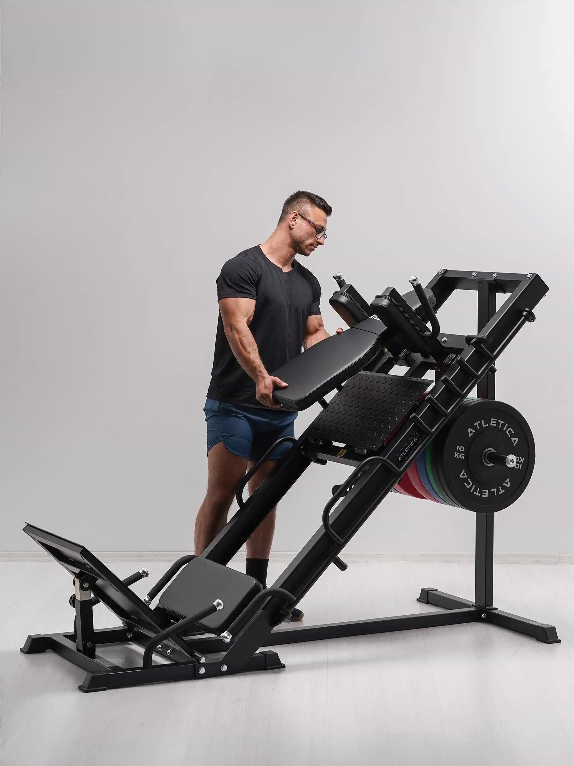 Beinpresse Hackenschmidt Combo: Umstellbar in wenigen Sekunden – zwei Geräte in einem kompakten Aufbau