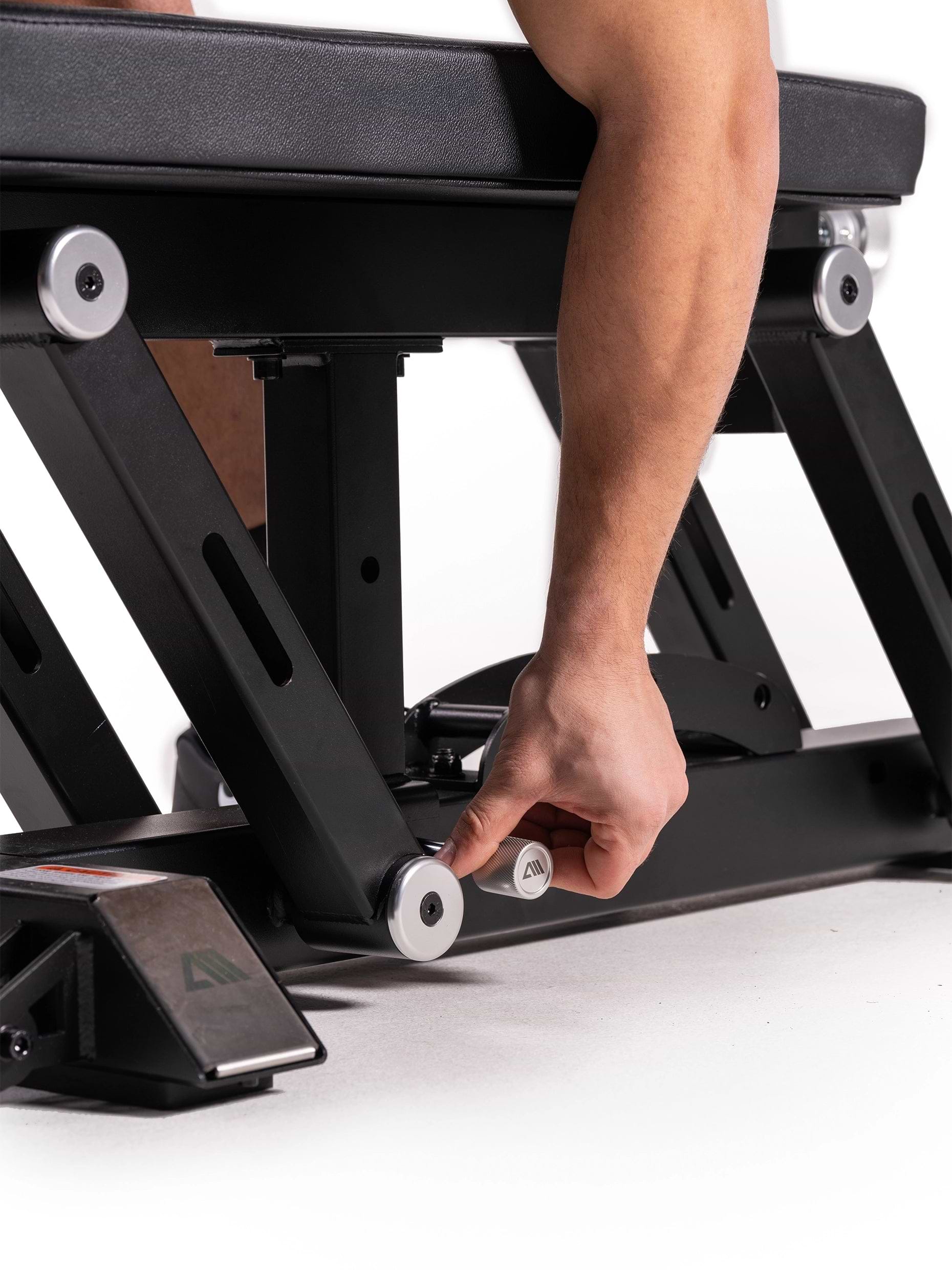 Blackout Kraftstation Hochwertige Aluminium-Endkappen