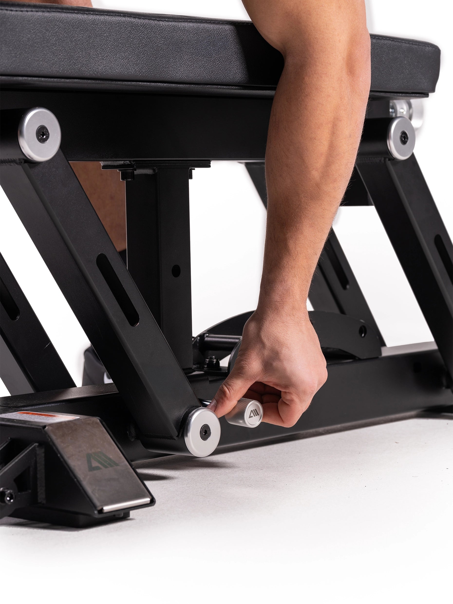 Blackout Kraftstation Hochwertige Aluminium-Endkappen