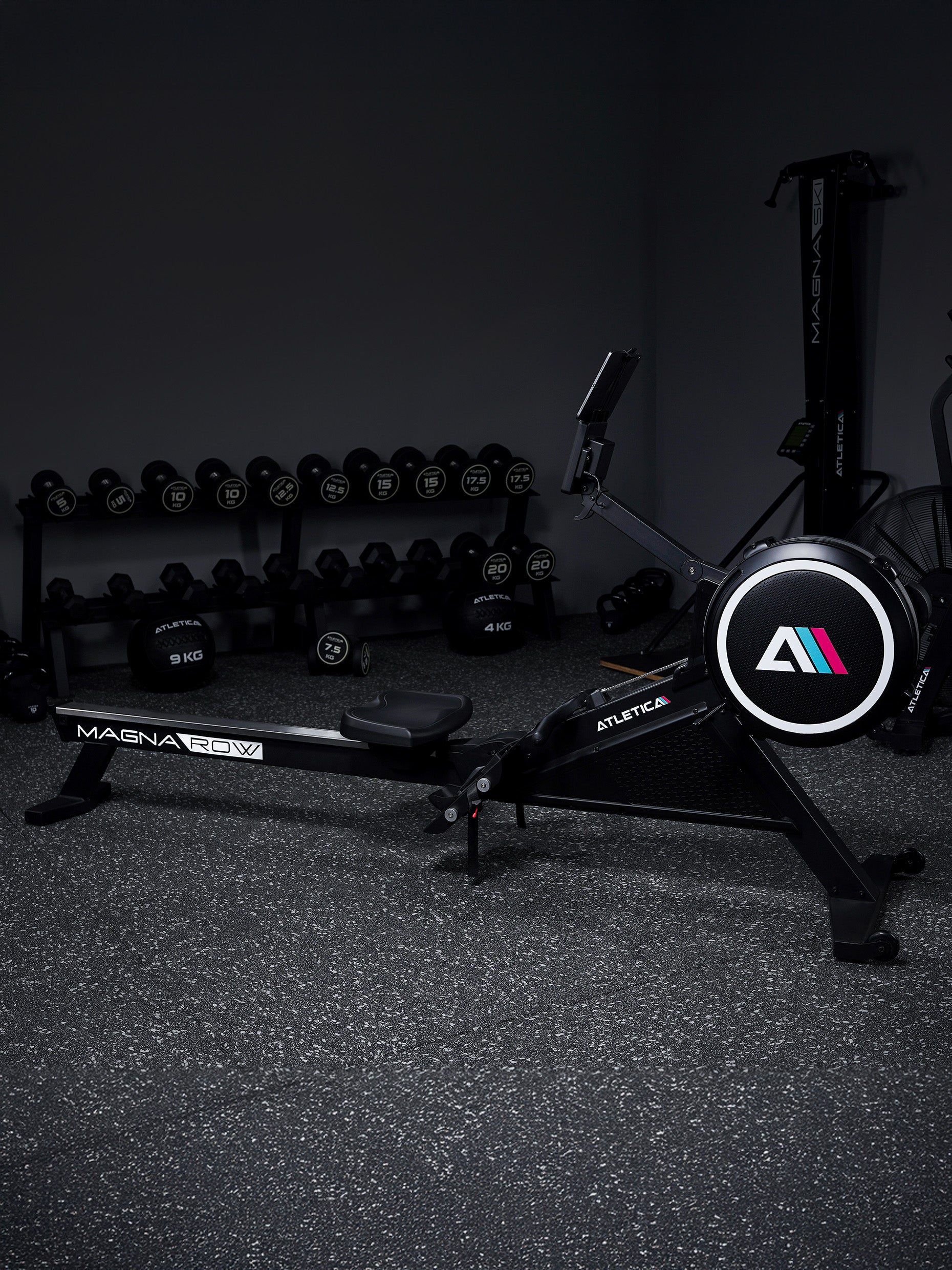 MagnaRow: Rudergerät von Atletica im Fitnessstudio