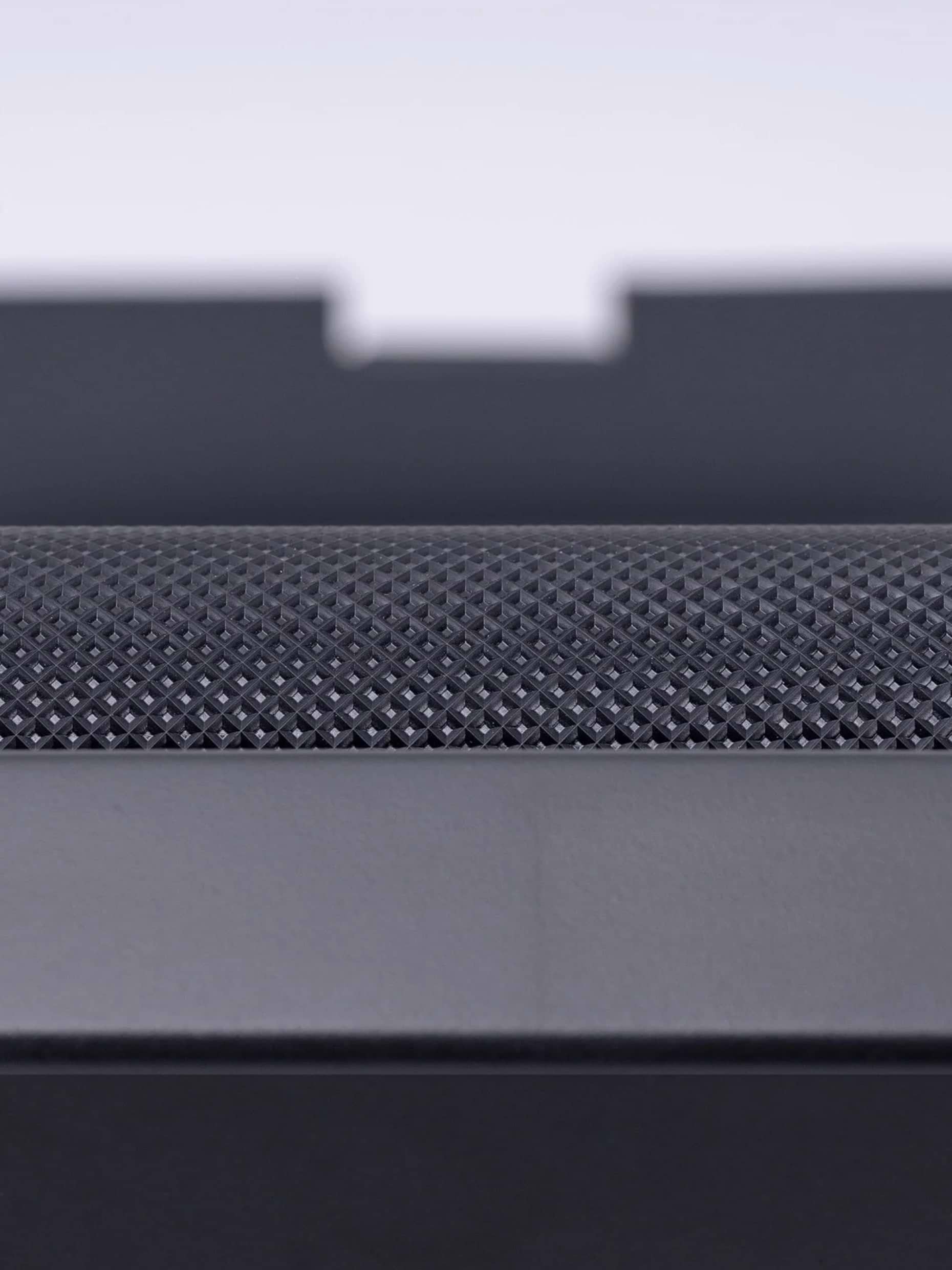 Heimtrainer Laufband FastTrack: Wireless Charging