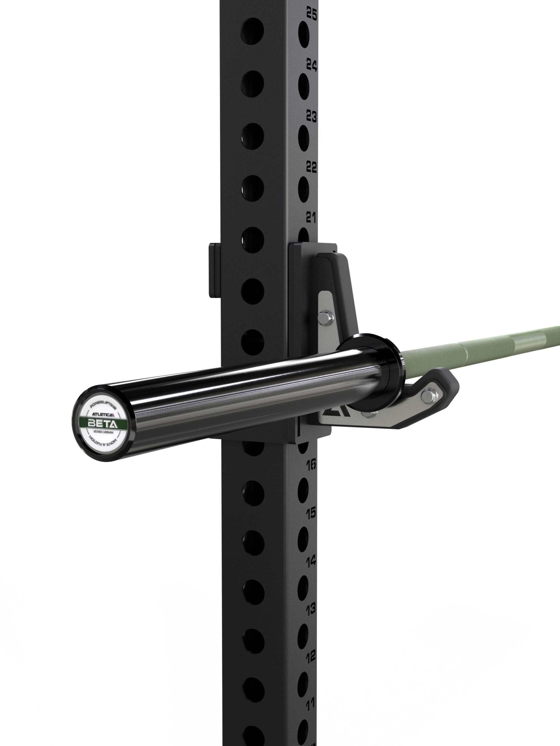 Hantelstangen: Langhantel Beta Powerlifting Langhantel, Entfessele Dein Powerlifting-Potential | 20kg | IPF-Markierung | Chrome / Military Green | 1200kg Belastbarkeit