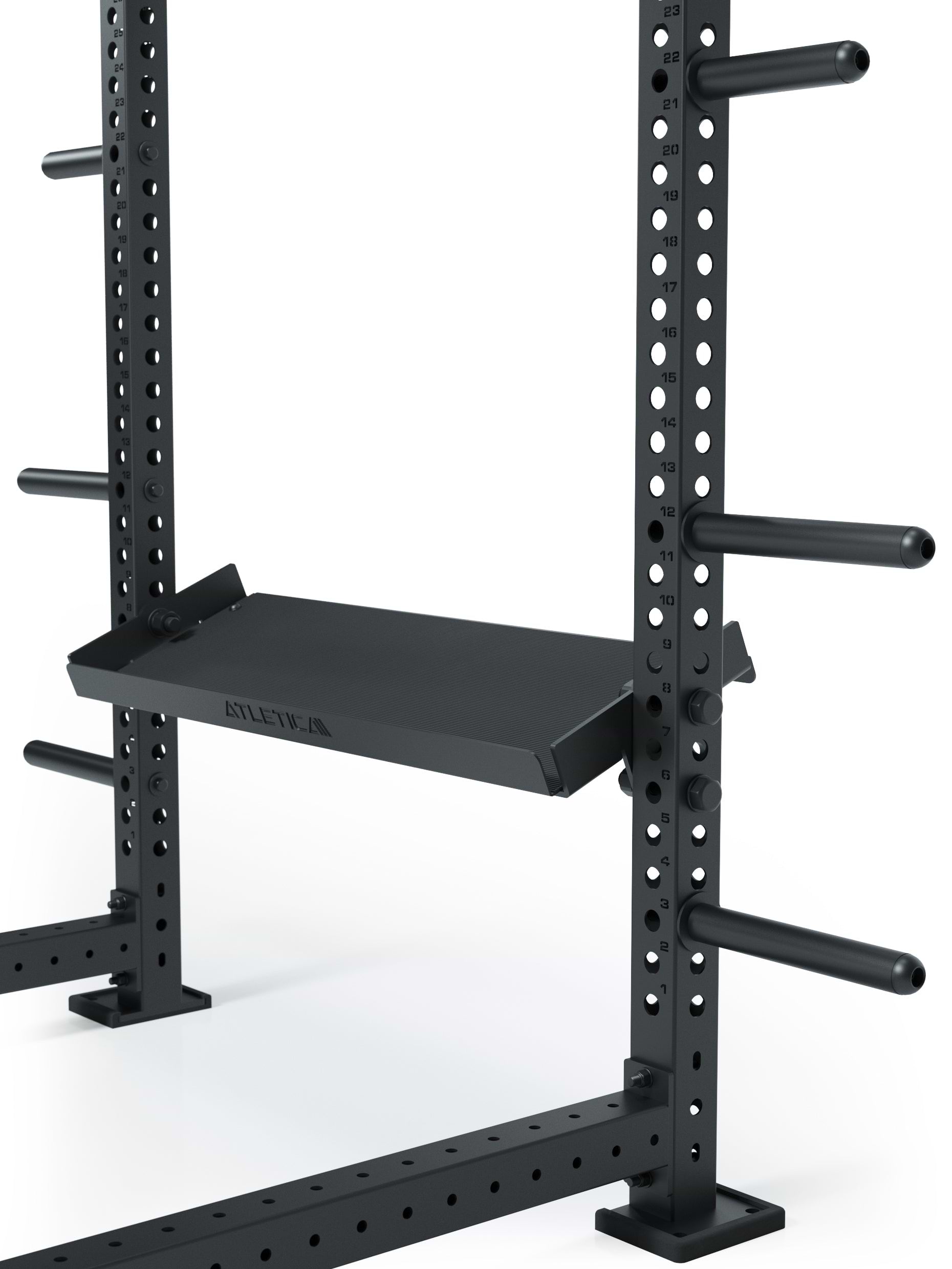 Regalböden für Kurzhanteln oder Kettlebells zwischen die Rack-Pfosten 