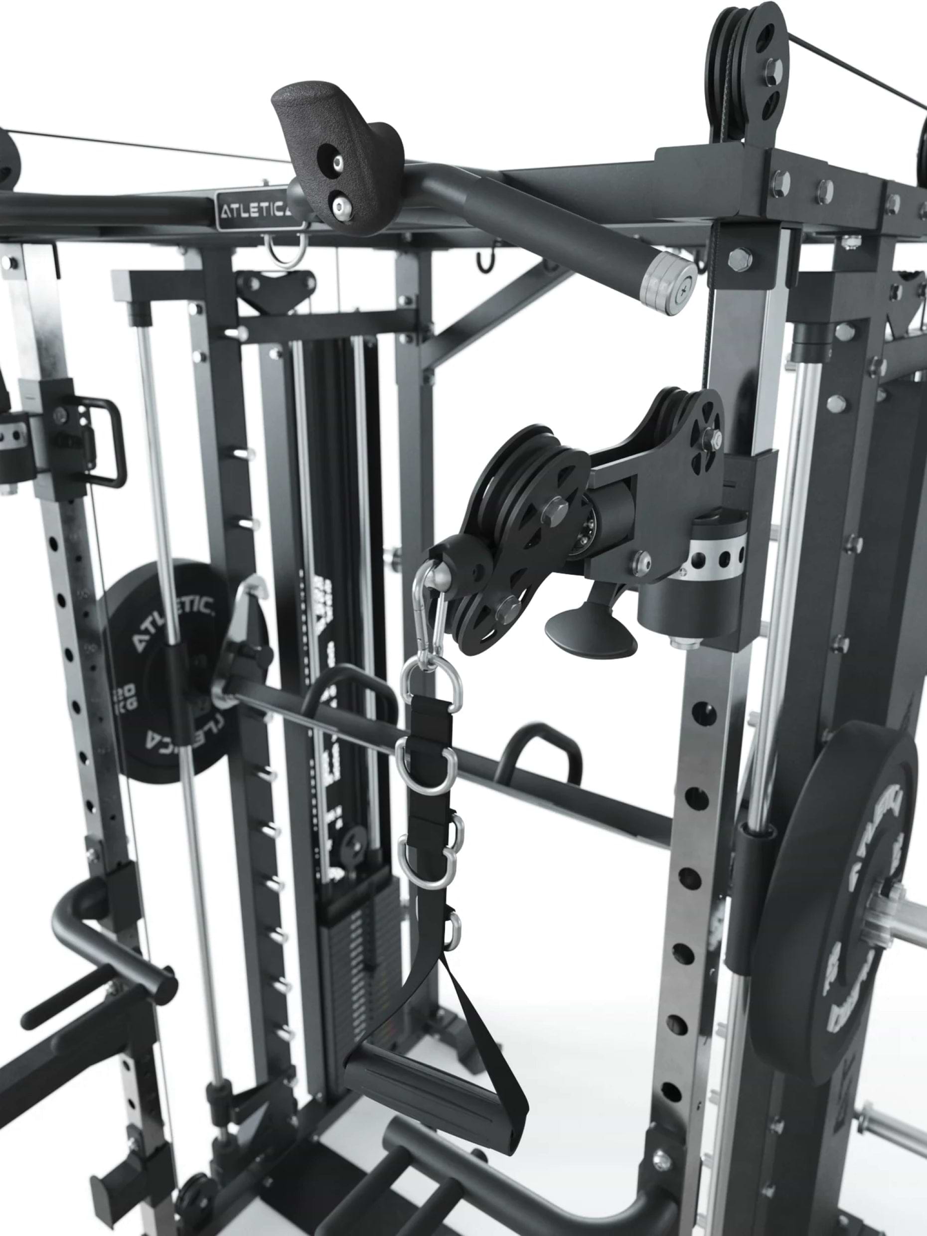 Kraftstation mit Smith Maschine und Flex-Cross System X-Fortress: Studio Einsatz möglich, Beinpresse-Option