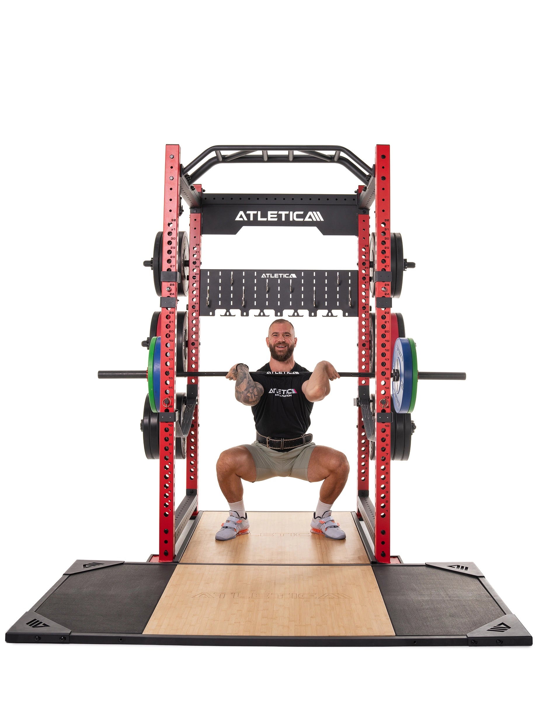 Front Squat auf der Kreuzheben-Plattform von Atletica