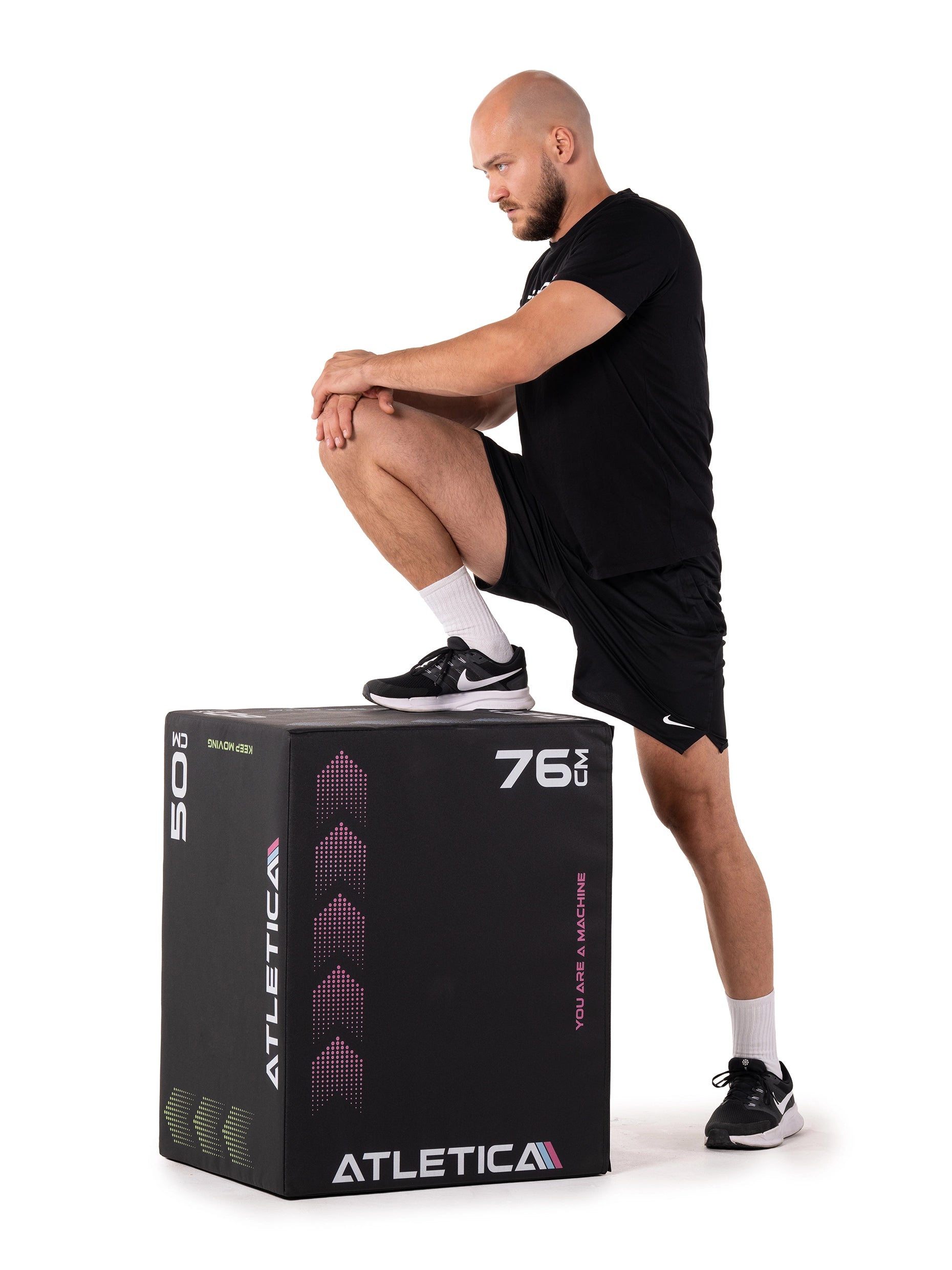 Dehnübungen vor dem Sprungtraining am Atletica Plyobox Pro