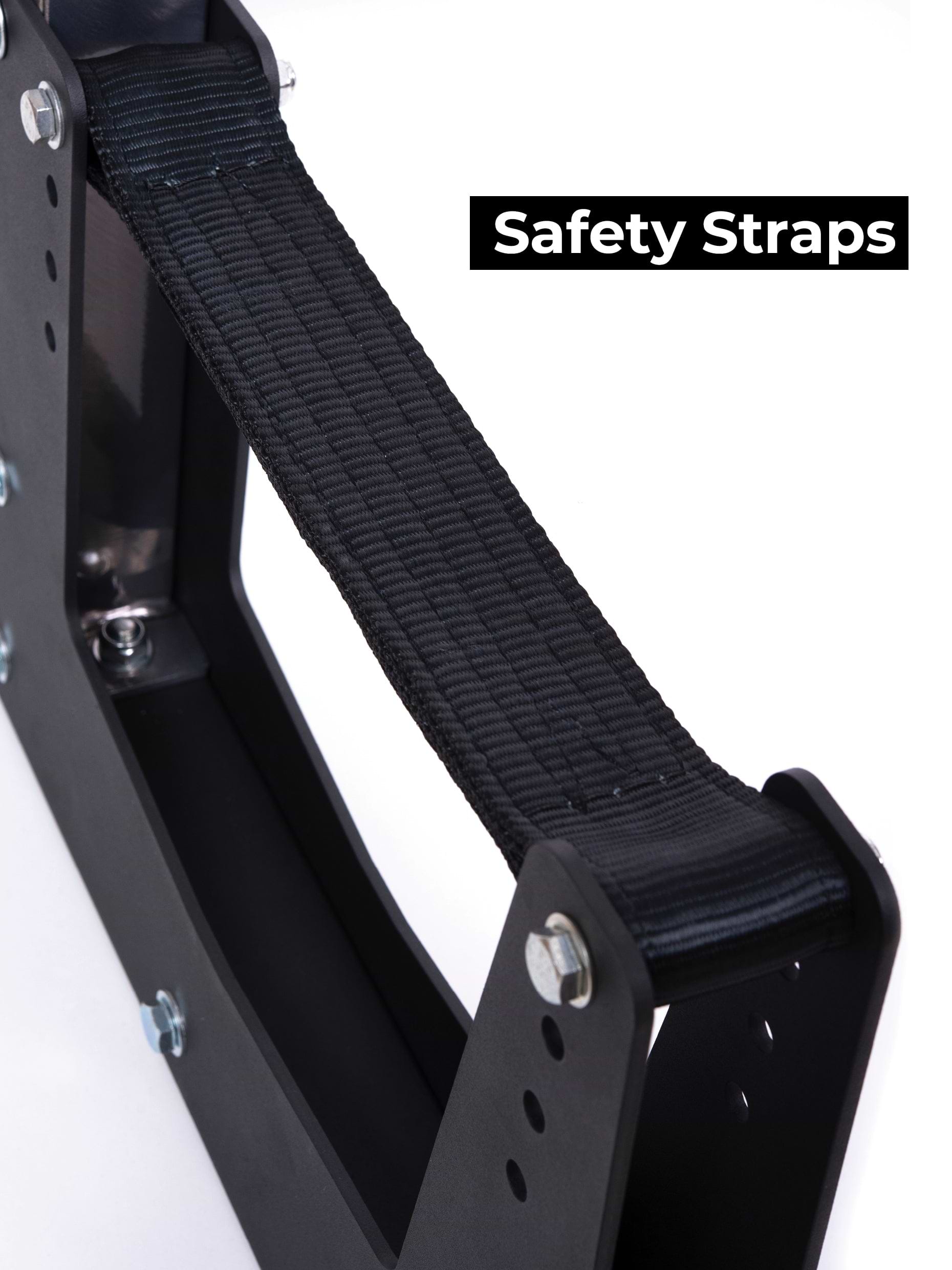 Power Rack Half Rack R7: J-Hooks und die integrierte Deadlift Station bieten ein komplettes Kraftpaket. 70 mm Vierkantrohr für höchste Robustheit.