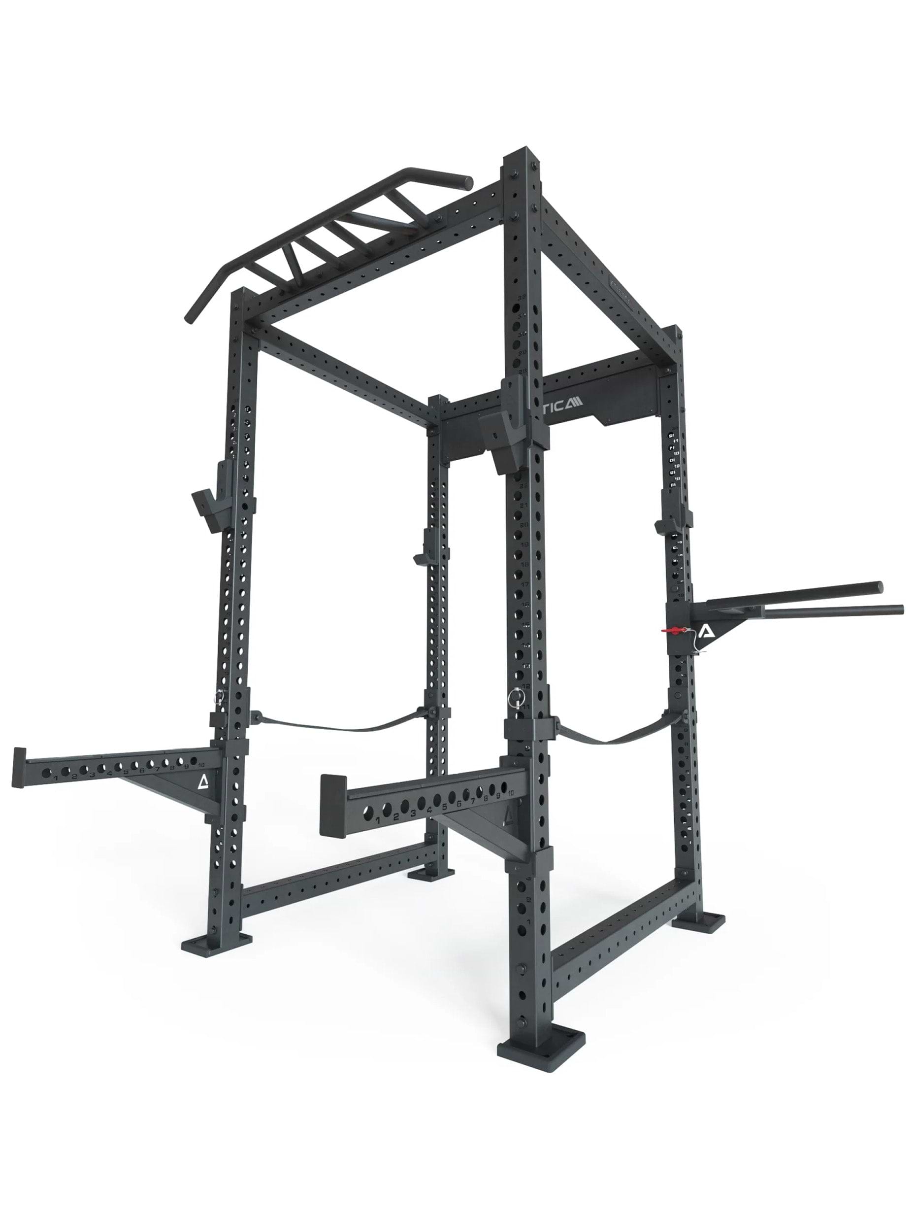 Power Rack R8-SoundWave: Squat Rack mit 4 J-Hooks, Safety Straps, Spotter Arms, Logo Plate, Dip & Pull-Up Bar | 226x123x123 cm | 186 kg | Erweiterbar