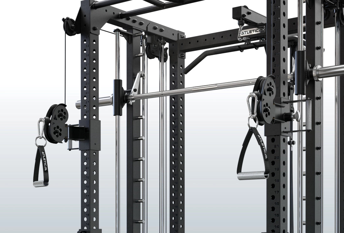 R7 Fighter Power Rack mit 2:1 Kabelzugübersetzung, Griffen und Umlenkrollen