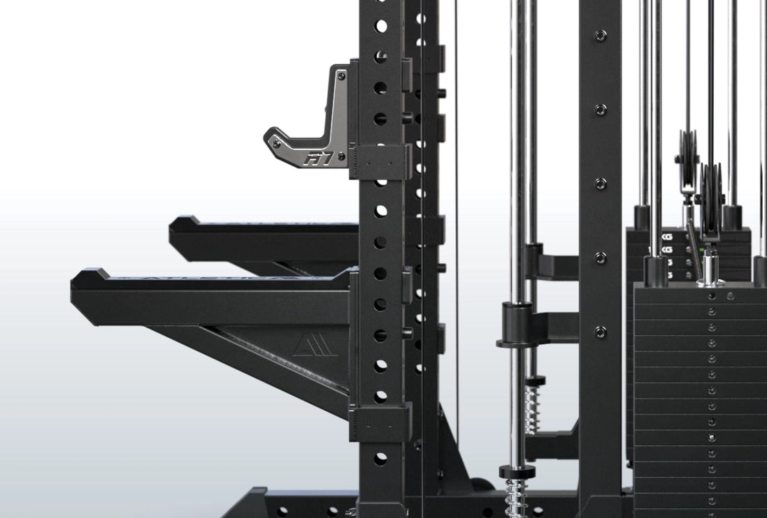 R7 Fighter Base Power Rack mit Safety Spotter Arms, J-Hooks und 95 kg Gewichtsstapel