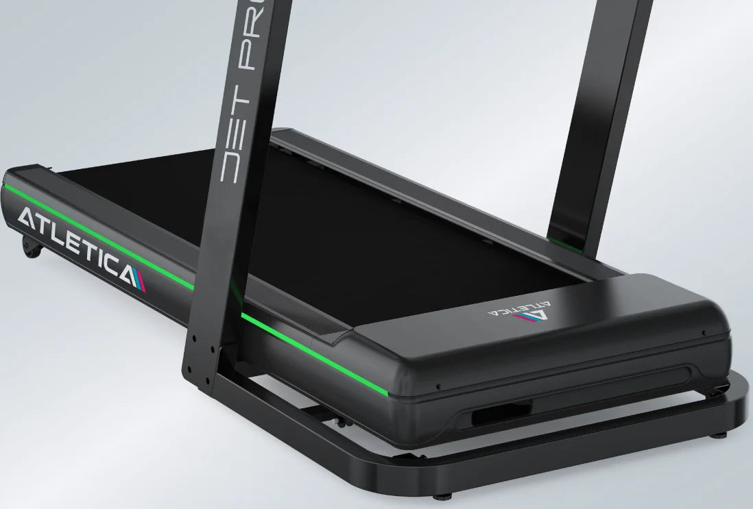 Laufband Jet Pro: Kraftvoller 3 PS Motor für konstante Leistung und 145 x 55 cm Lauffläche