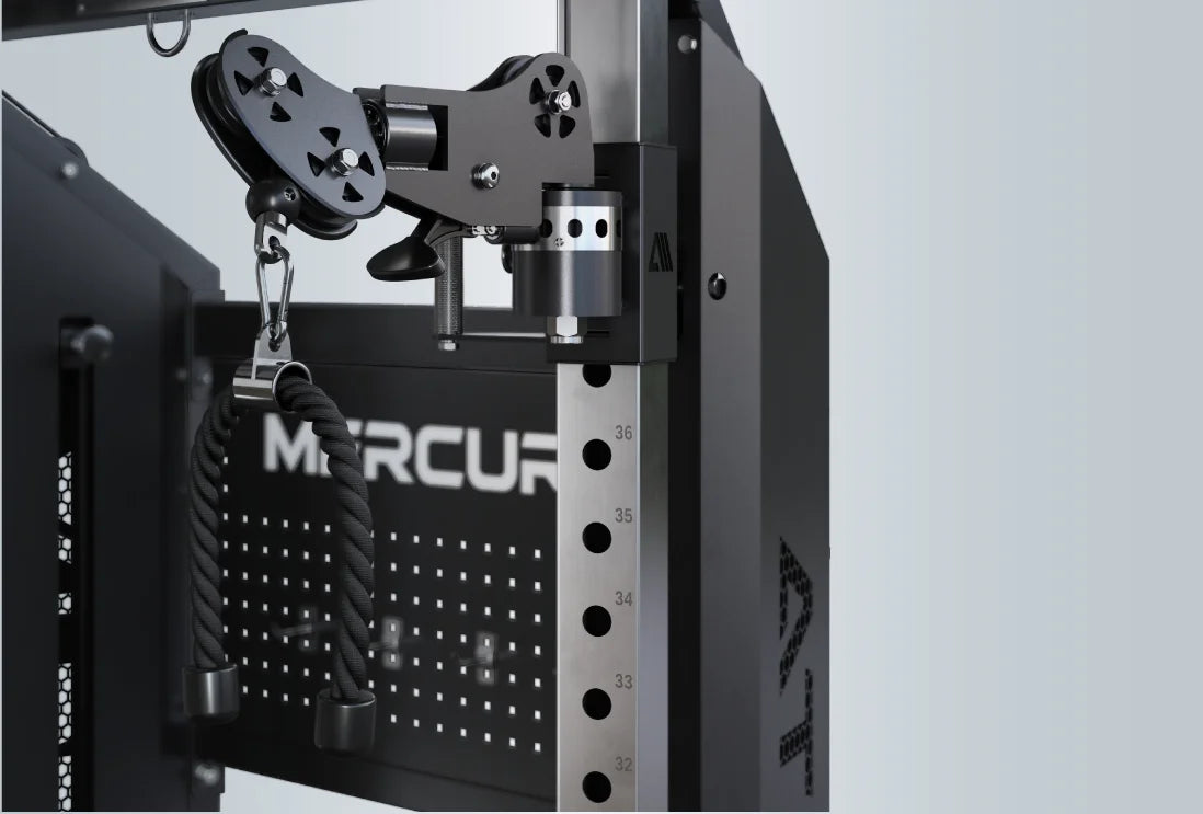 Functional Trainer Mercury mit vollverstellbaren Kabelzügen: 360° Winkelverstellung