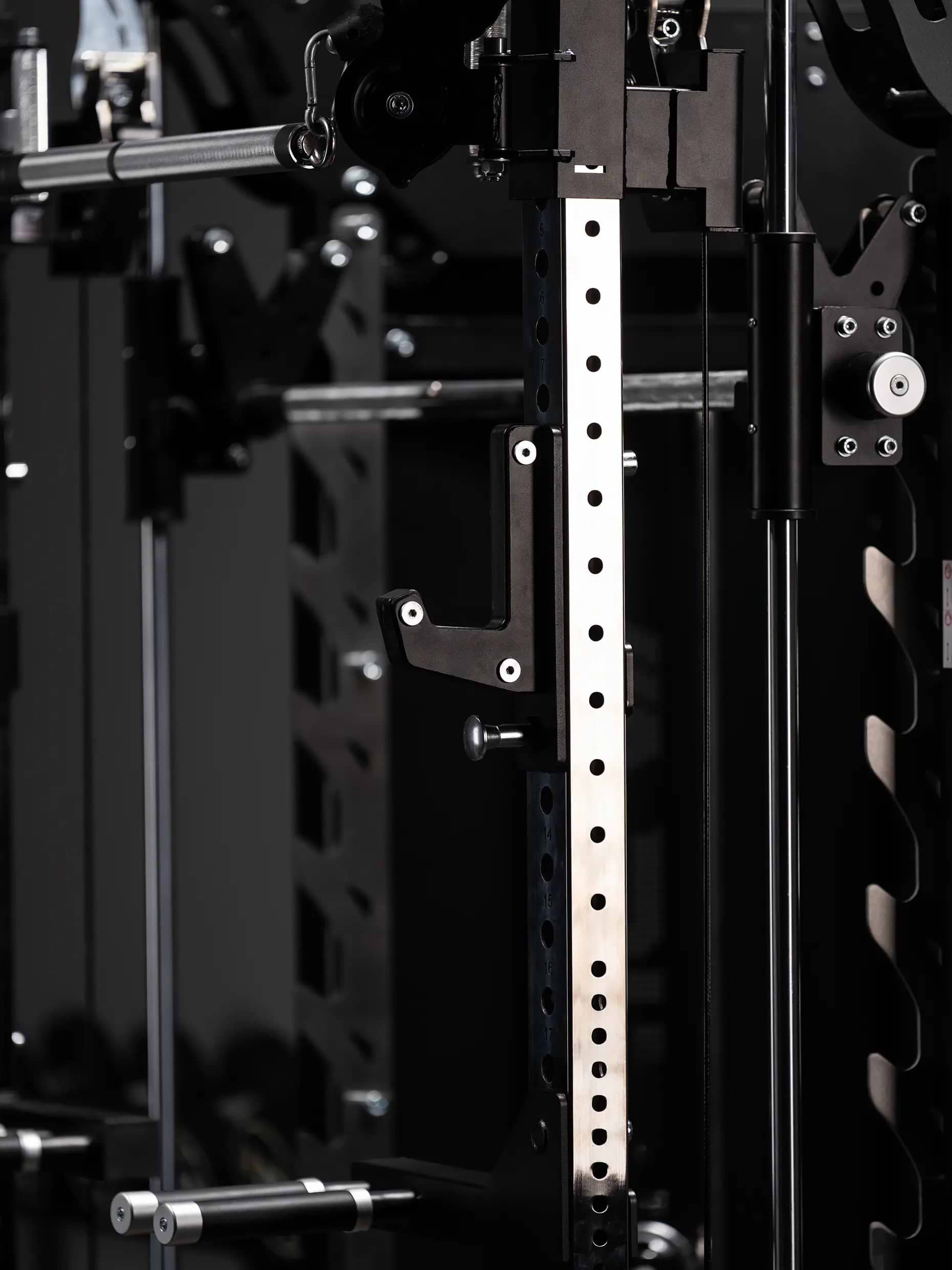 Kraftstation Quantum von Atletica für intensives Krafttraining und Ganzkörpertraining