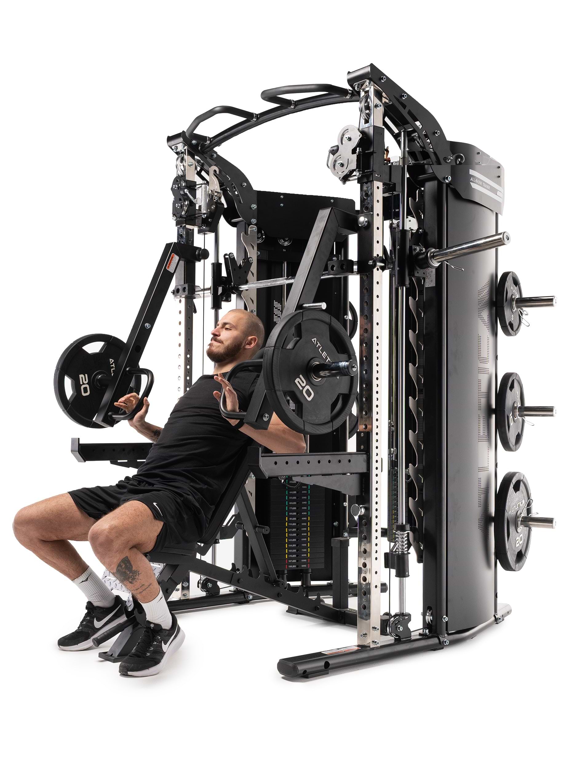 Kraftstation Quantum Pro von Atletica mit umfangreichem Zubehör