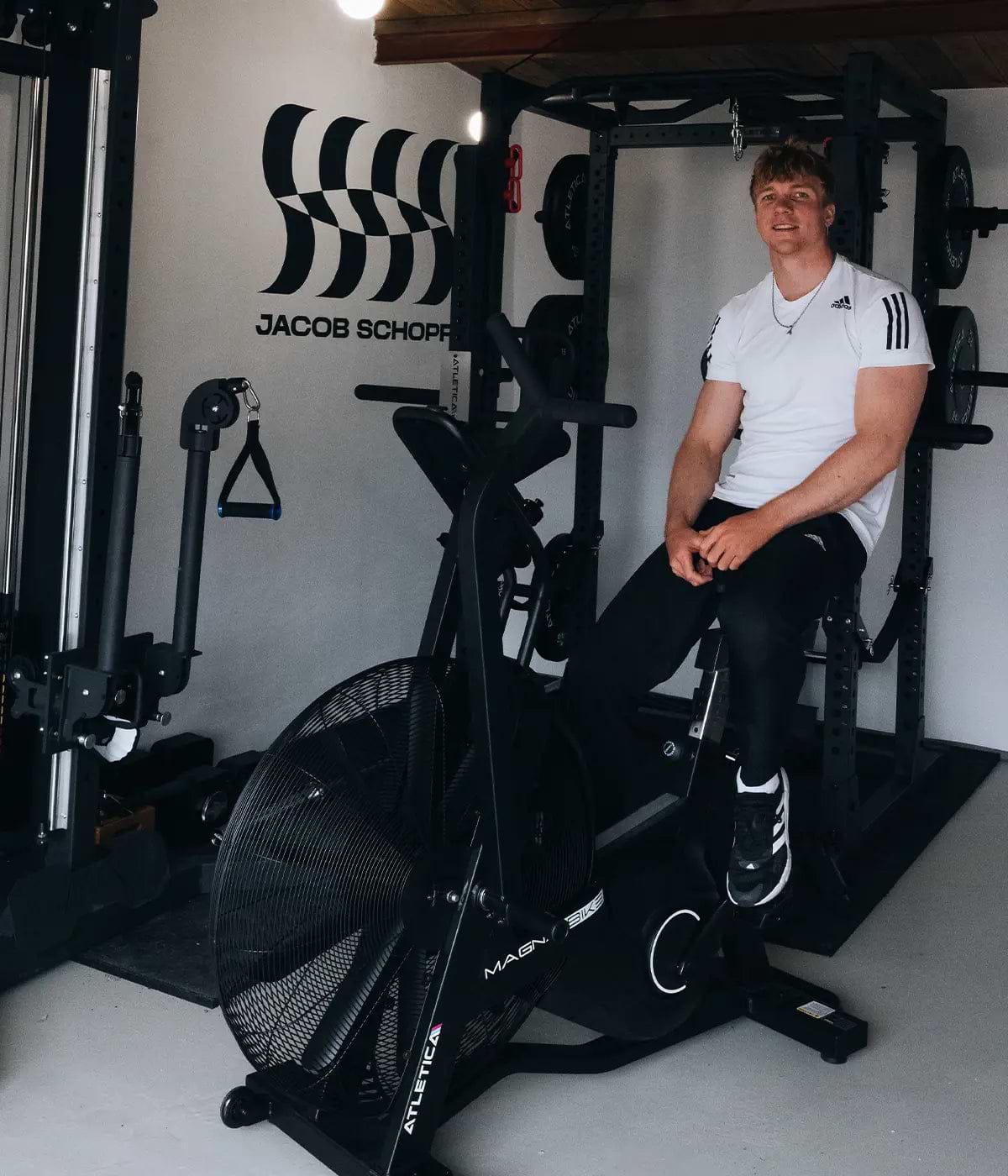 Jacob Schopf auf dem MagnaBike | AirBike