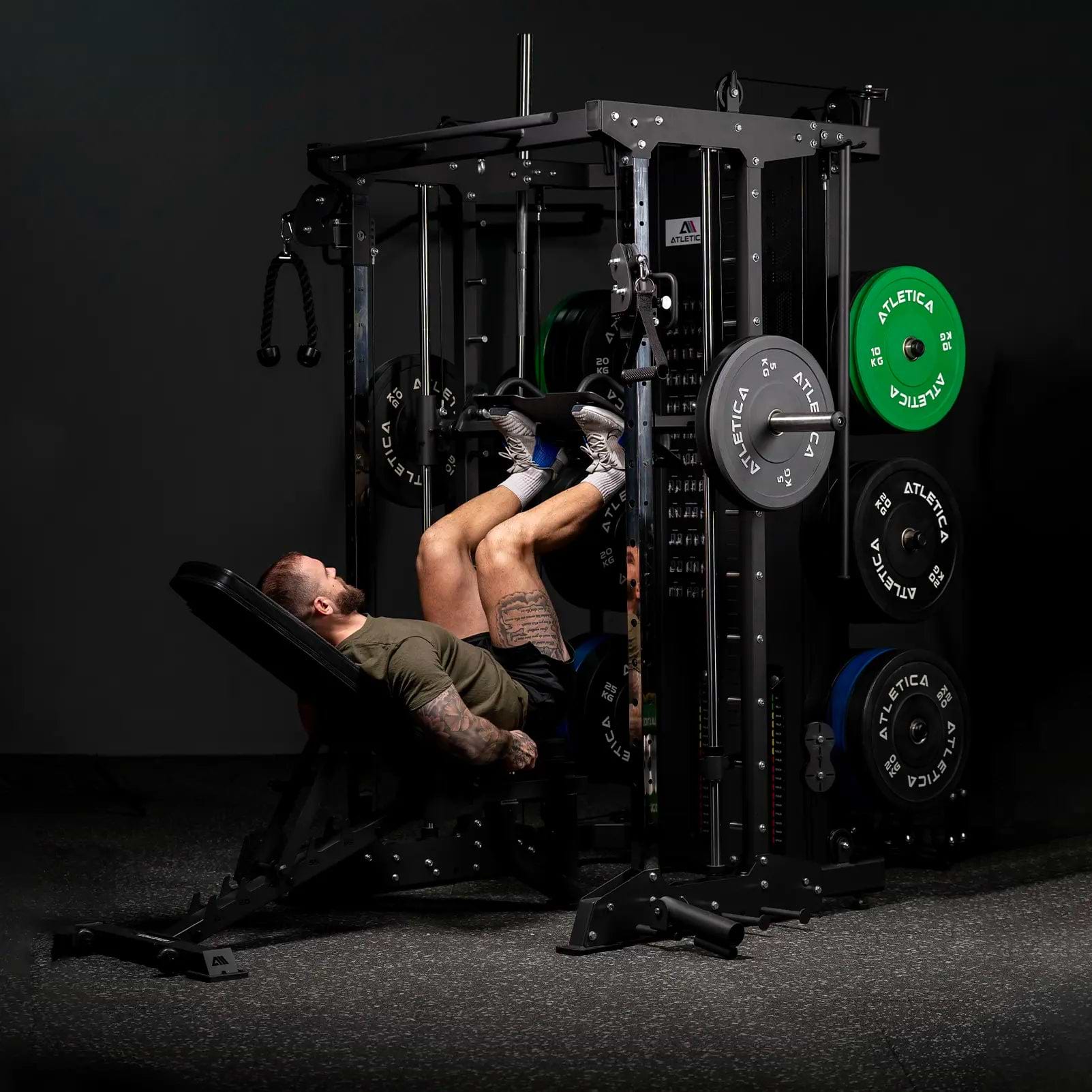 Leg Press an der Kraftstation