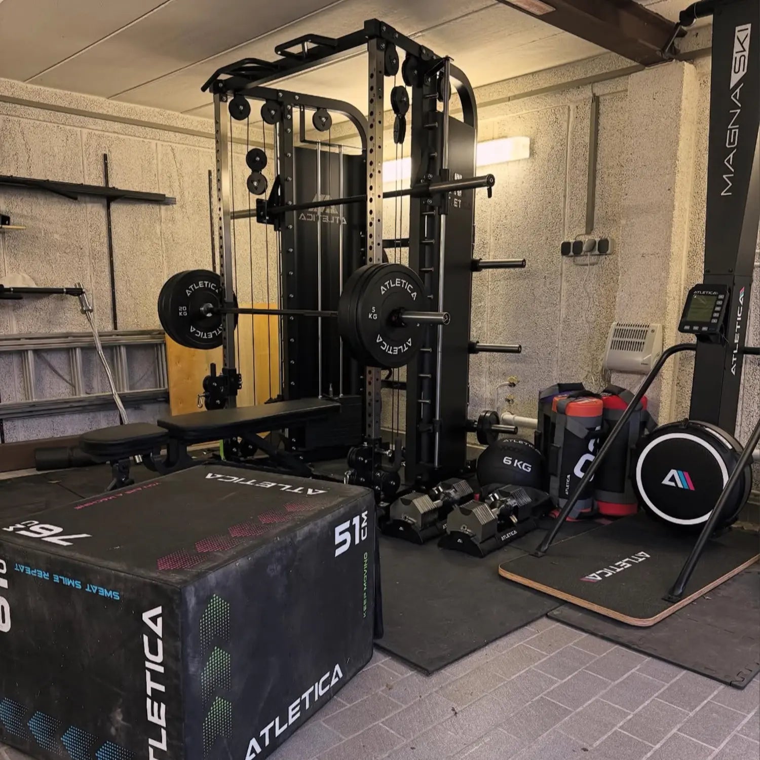 Niklas Lombs Home Gym Equipment von Atletica