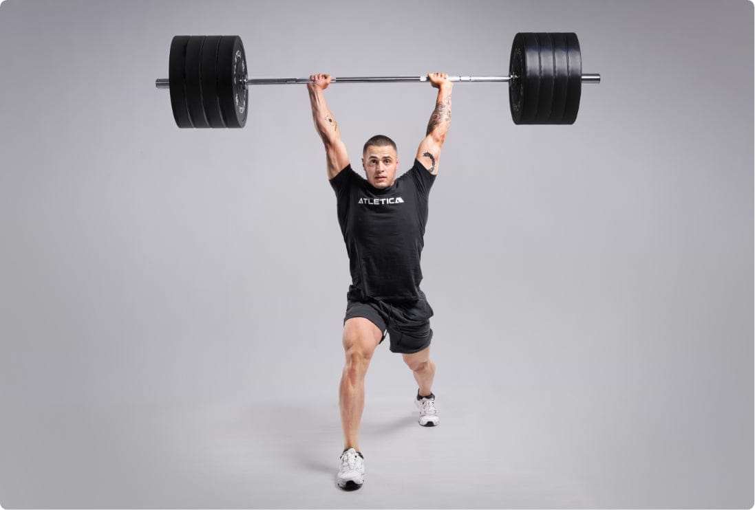 Hantelstange Delta: Mittelgrobe, Vulkan-Rändelung für sicheren Halt, schont aber die Hände bei hohen Wiederholungszahlen