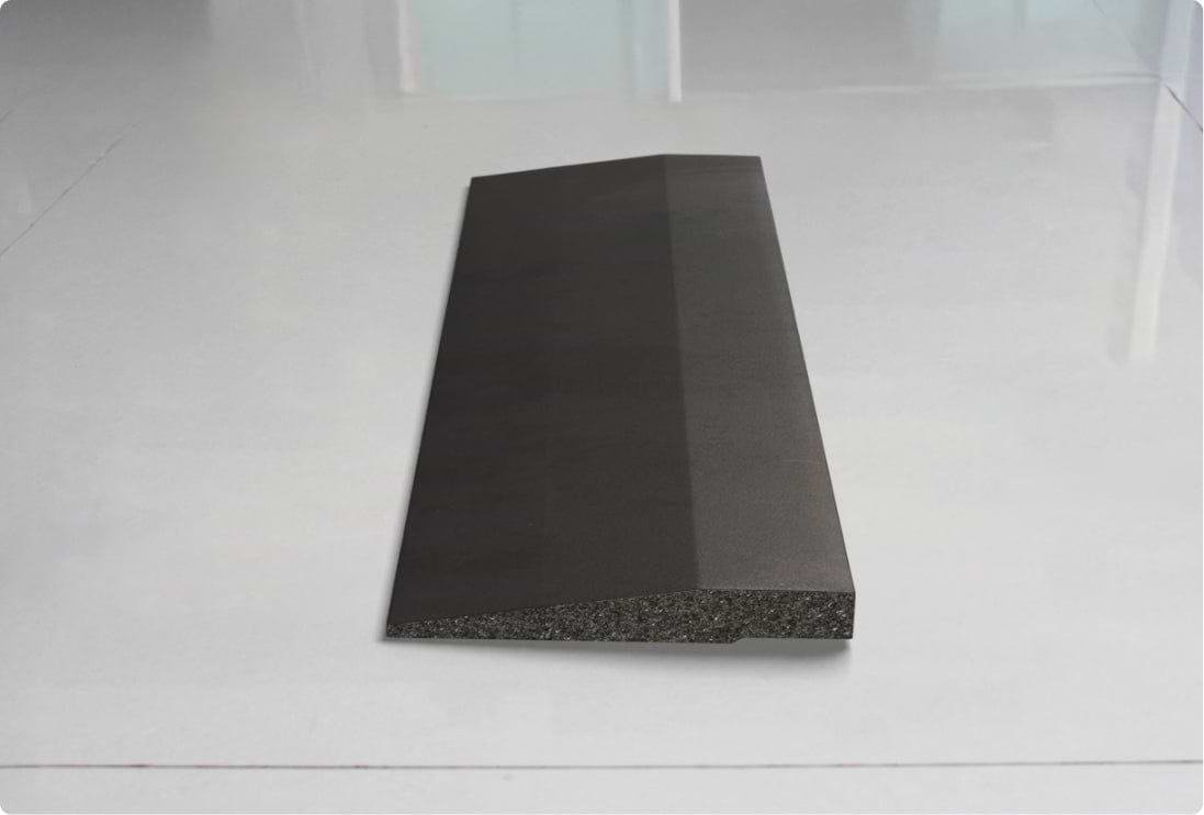 Bodenschutz Maxprotect: Sichere Übergänge mit optionalen Eckstücken