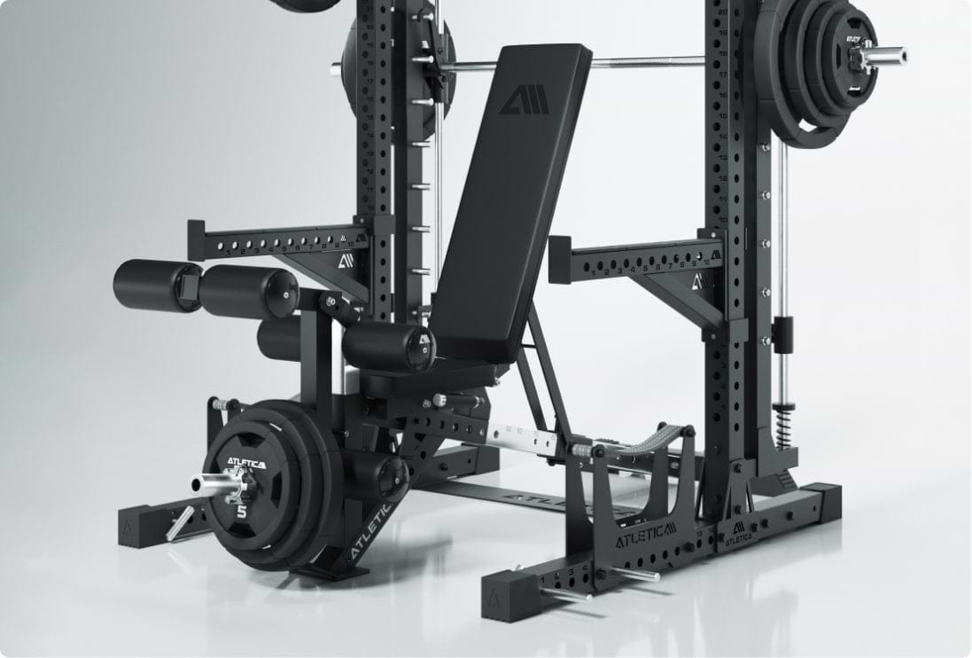 R7 Saber Squat Rack mit Platz für Hantebank