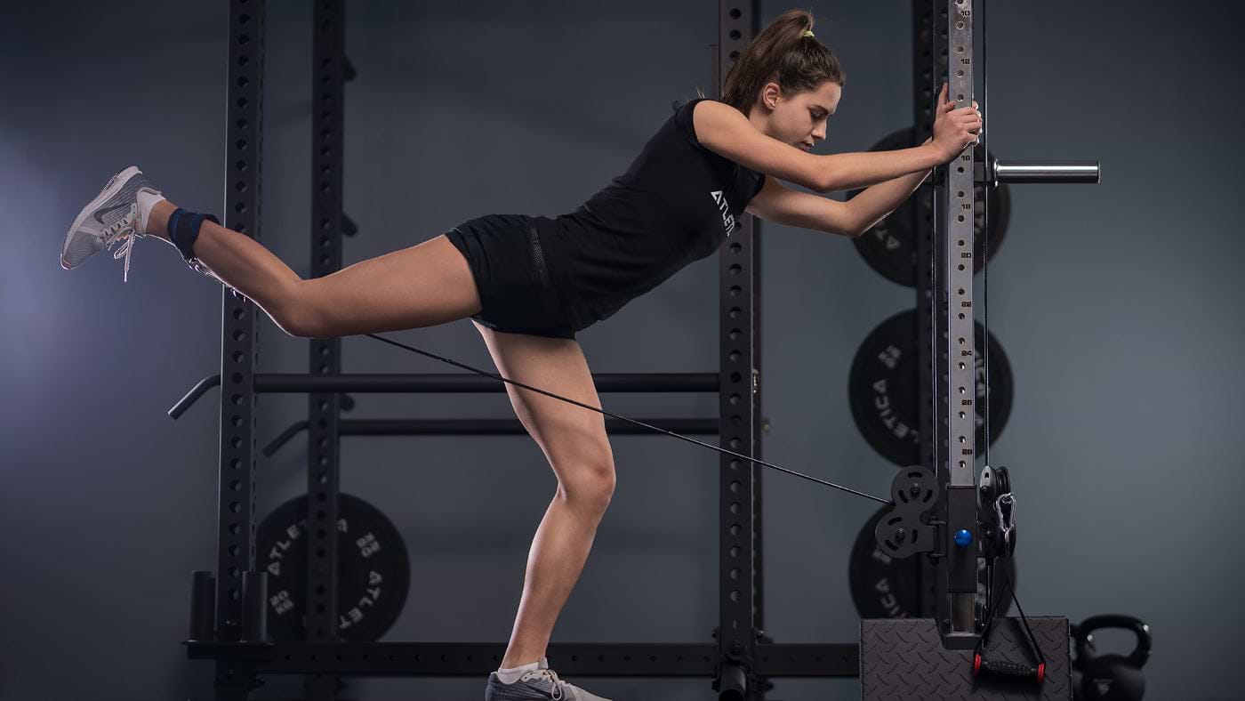 Leg Raises am Kabelzug