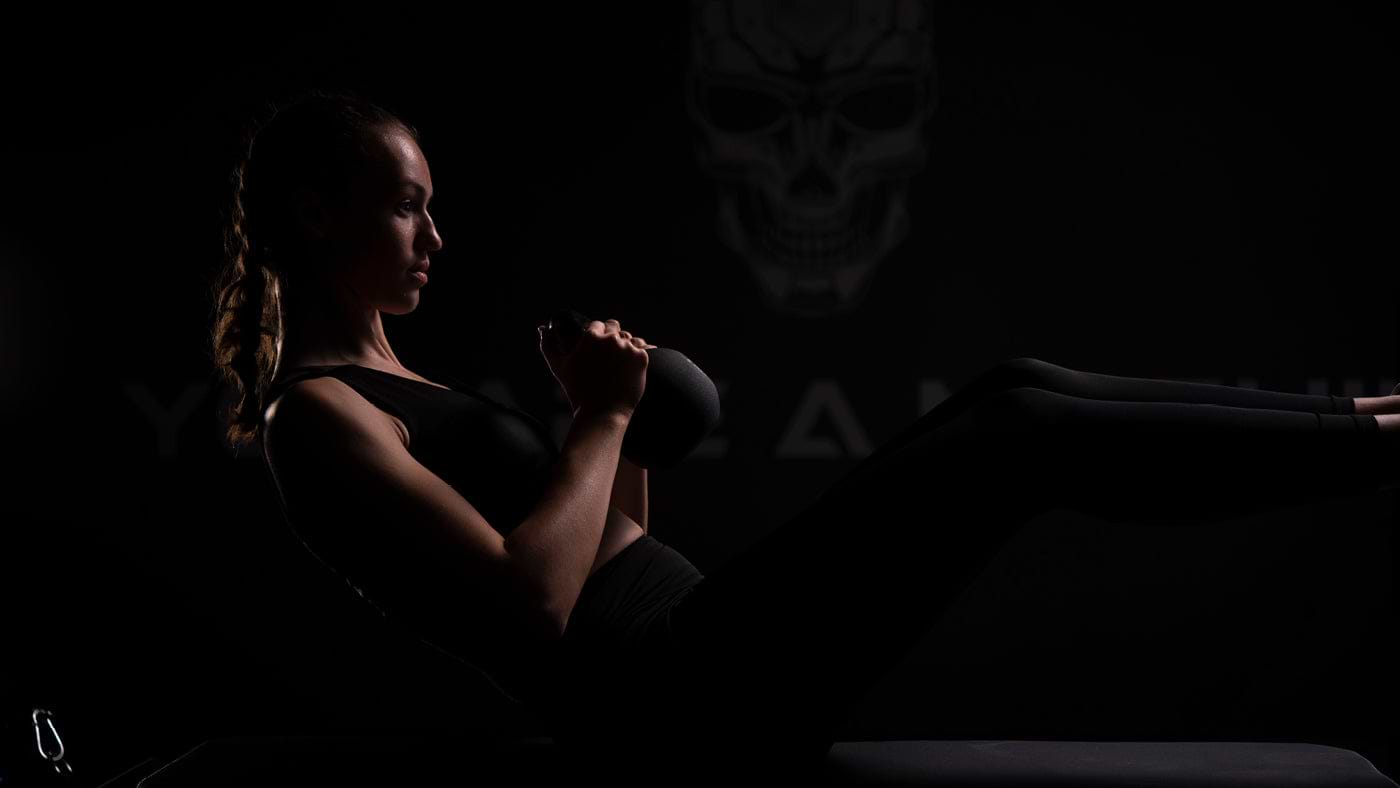 Russian Twists mit Kettlebell