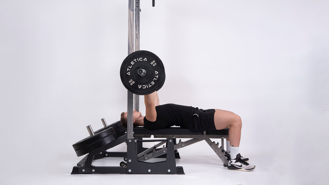 Bench press on the R7 Power Rack
