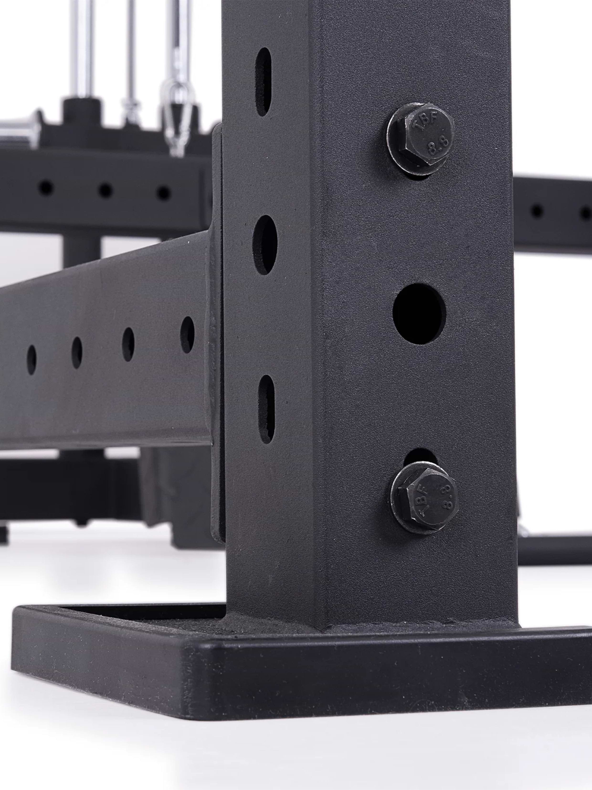 Power Cage R8-Blaster: Full Rack mit Latzug