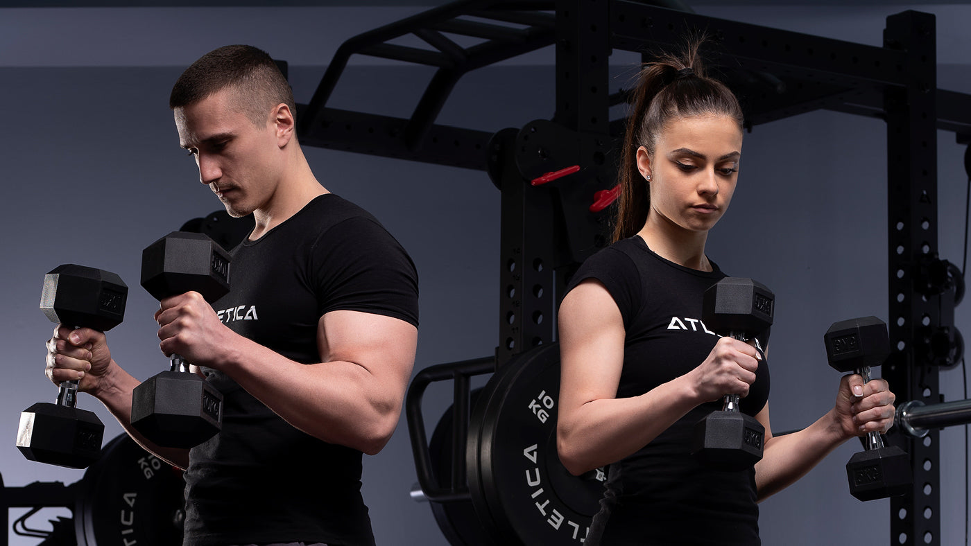 Gruppenfitness mit Kurzhanteln