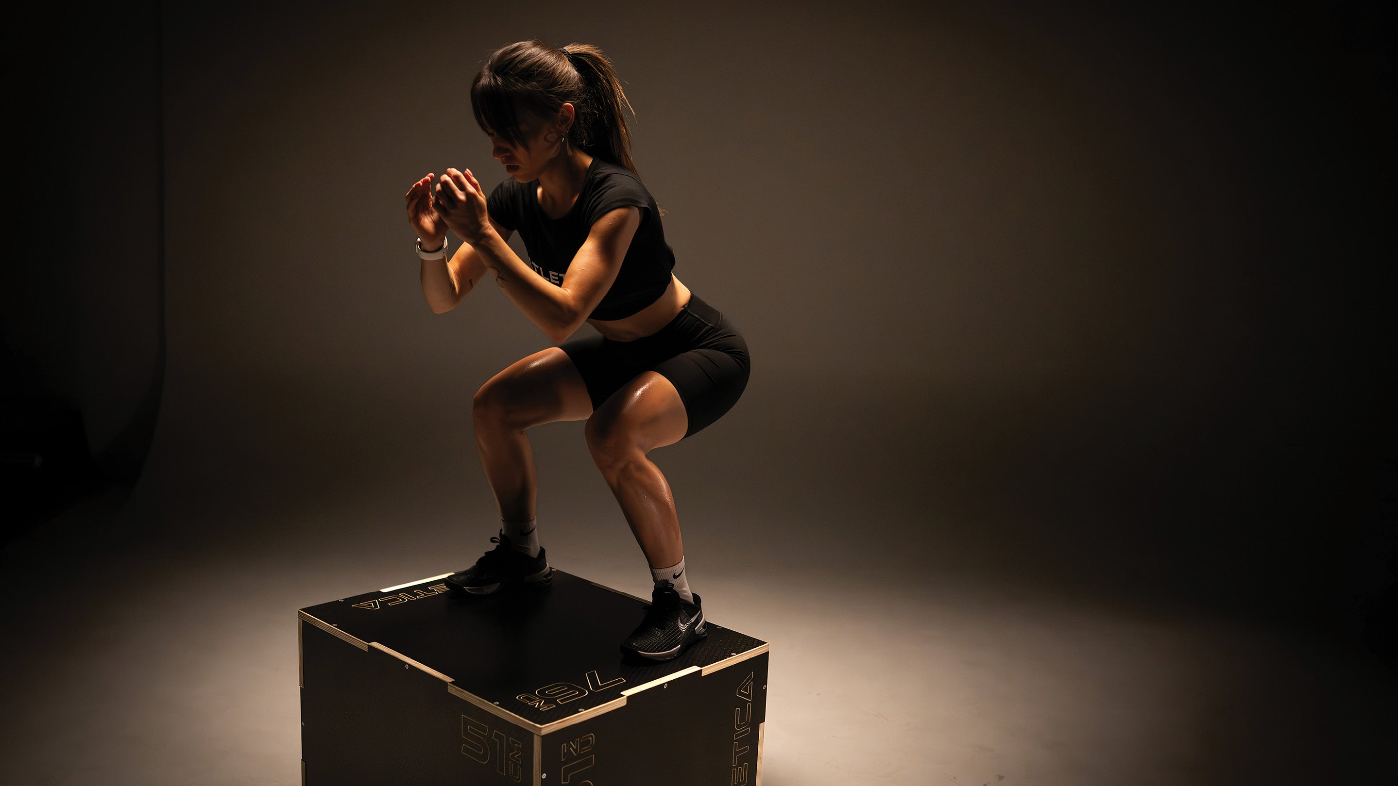 Jumps on the Atletica Plyo Box