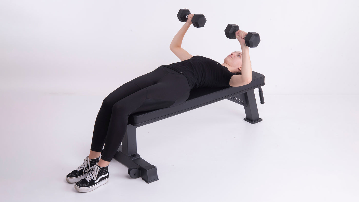 Oberkörpertraining mit Kurzhanteln