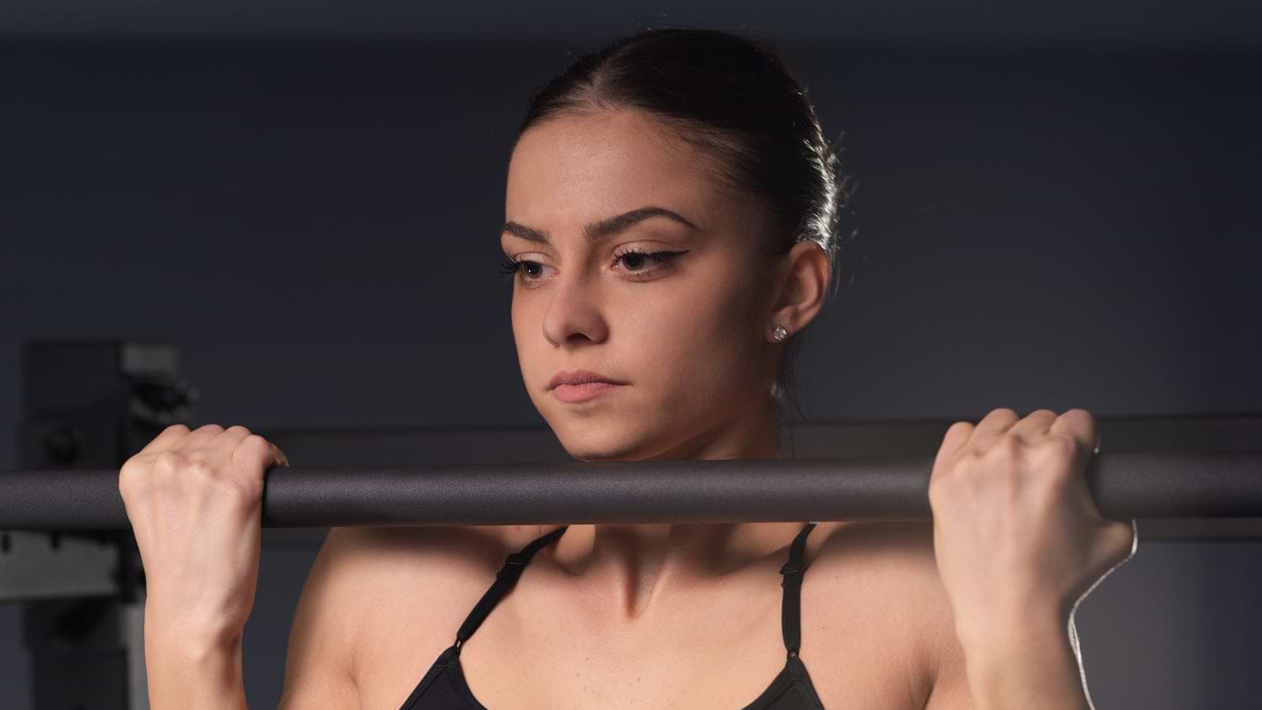 Pull-up on the pull-up bar