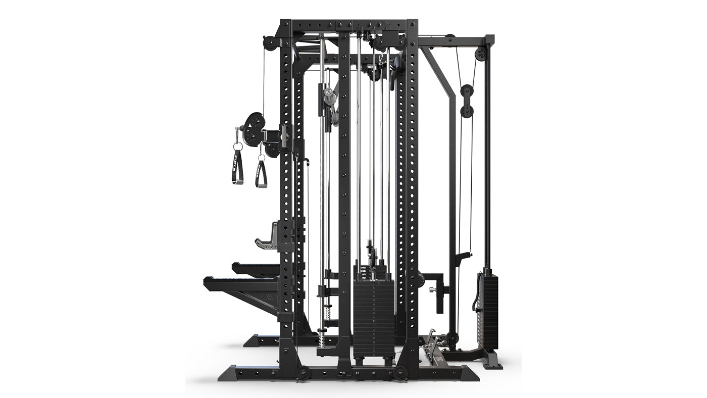 R7 EVO Fighter Power Rack - Seitenansicht, mit dualem Kabelzug mit Steckgewichten und Latzug