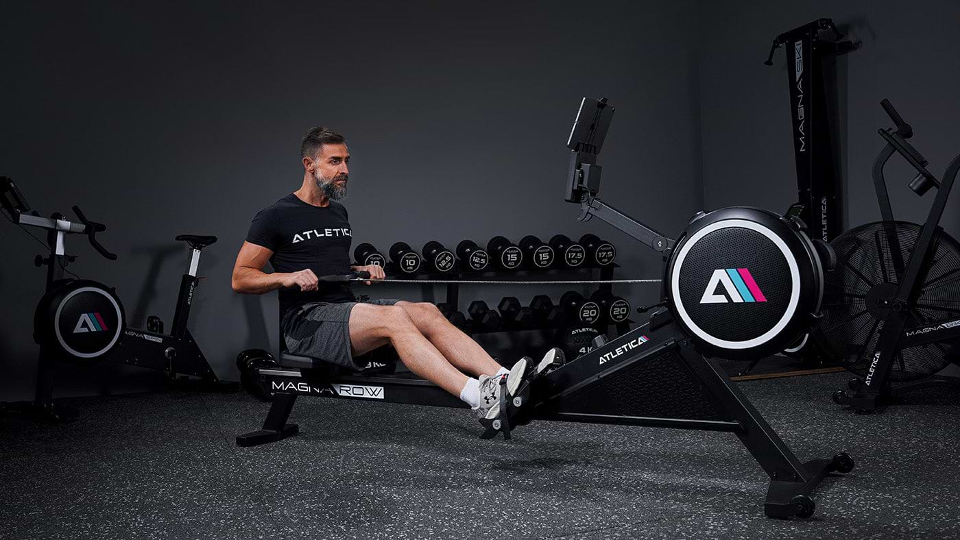 Rudern am Magnarow Rudergerät von Atletica