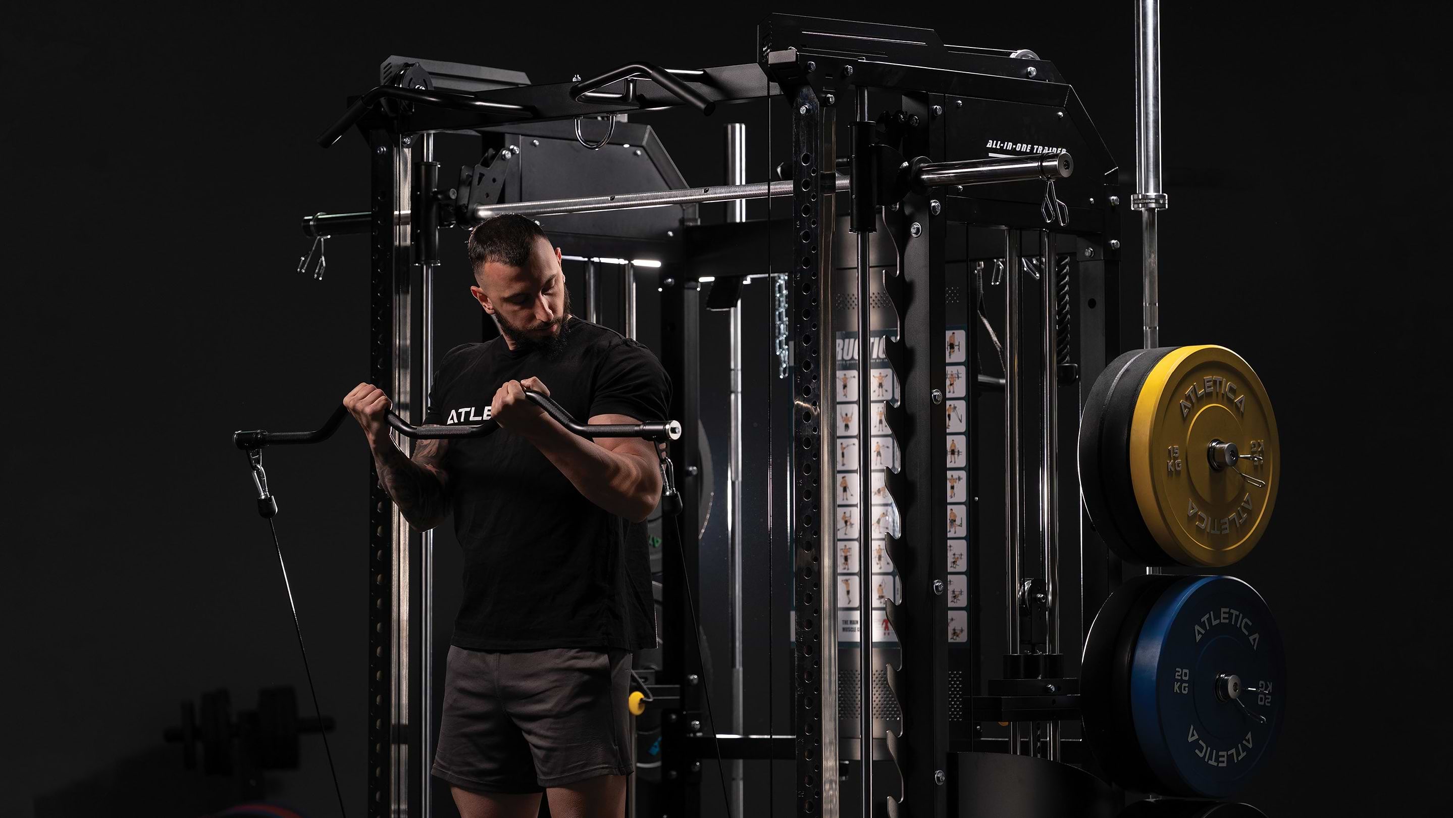 Arm training on the cable pull station