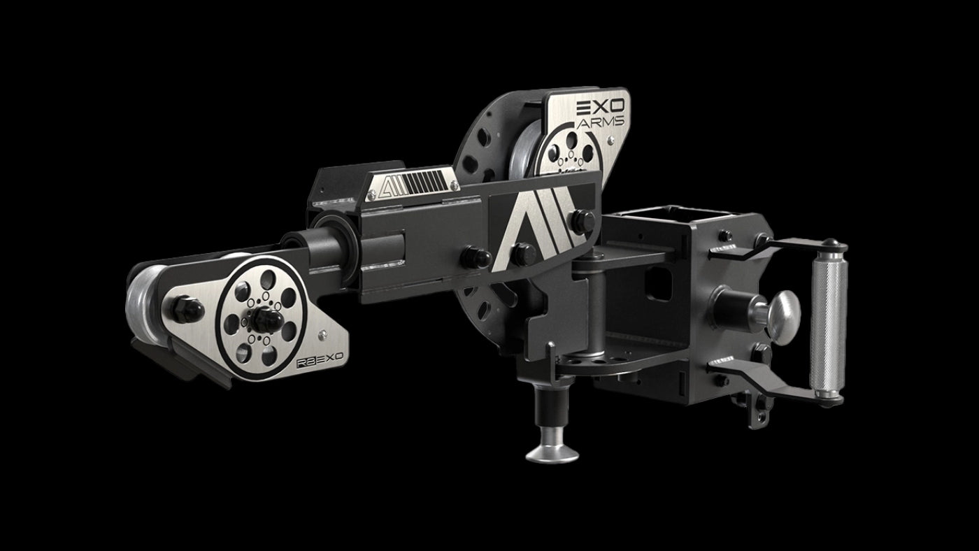 R8 Bradley EXO Arms från Atletica