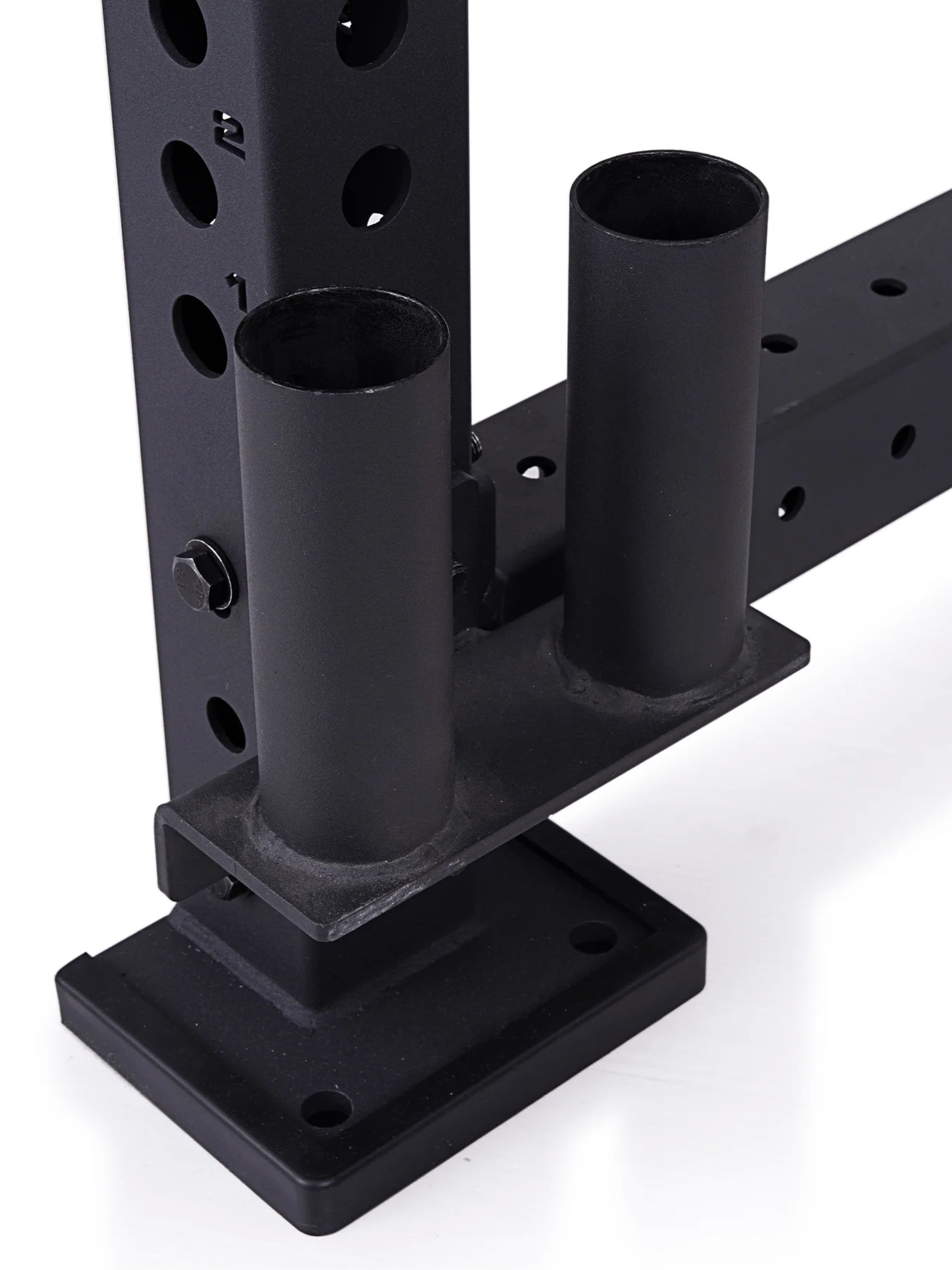 R8 Stike Power Rack: Jammer Arms, J-Hooks, Safety Straps, Dip Bar, 8 Weight Pins, 2 Pull-Up Bars, Logo Plate & Bar Holder  