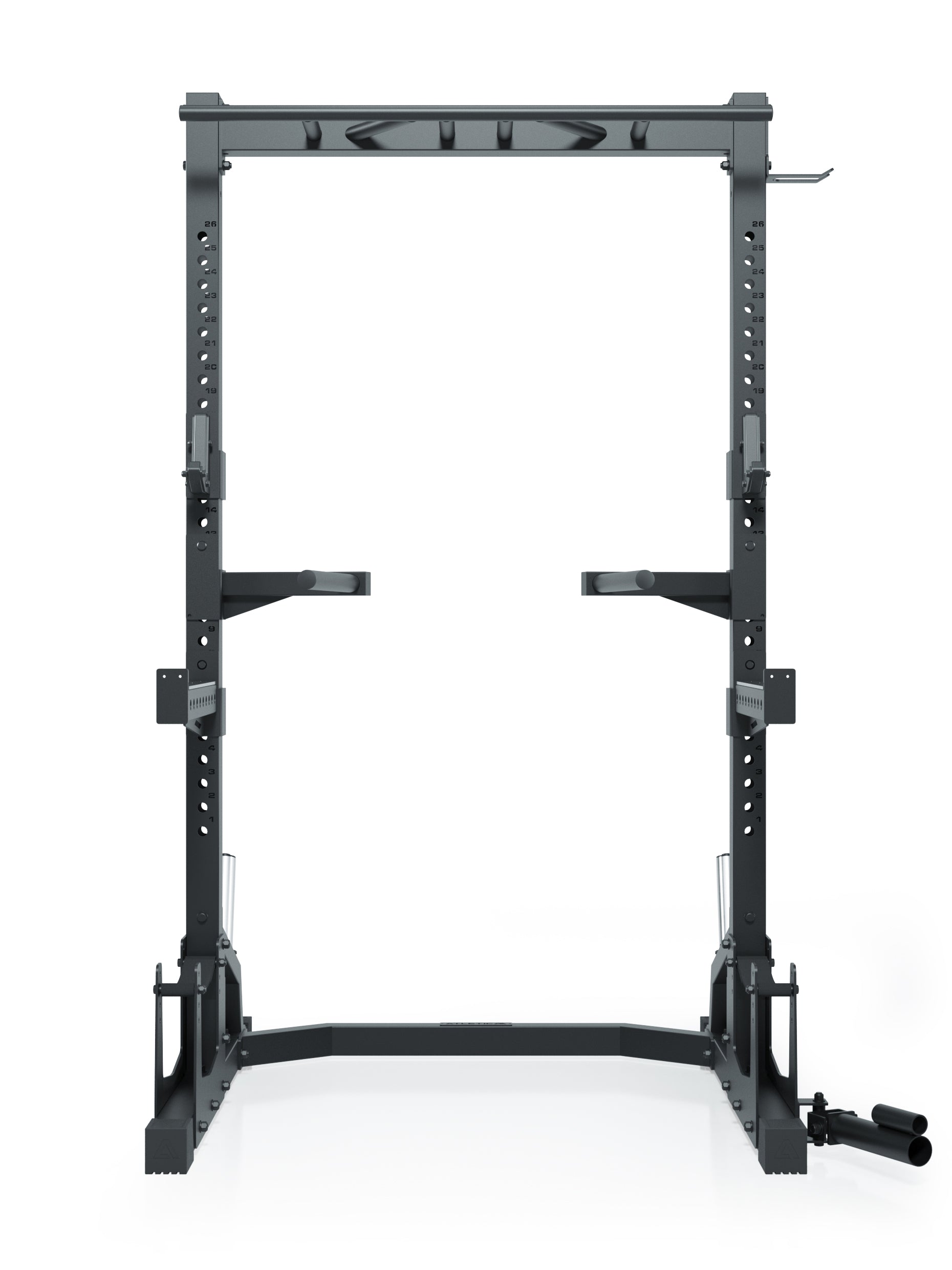R7 Half Rack by ATLETICA: stable with 111kg own weight