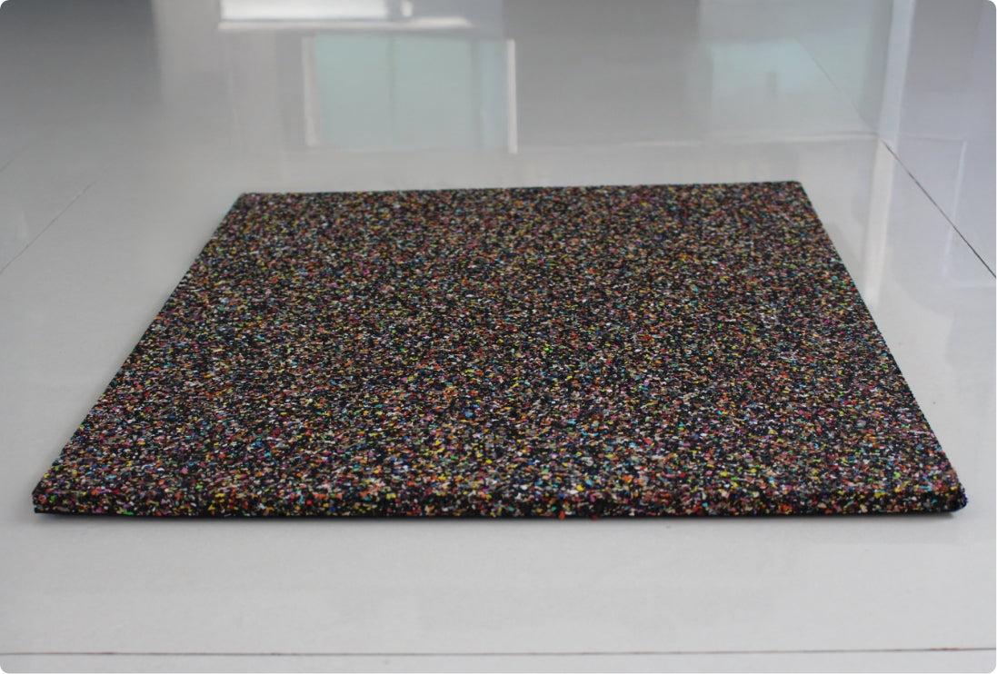 Bodenschutzmatten SolidProtect: Hoher Bruchwiderstand (4,4 MPa) und resistent gegen Drops 