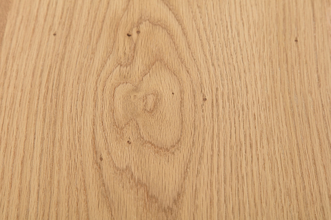 Knots in Oak Furniture | Roseland Furniture