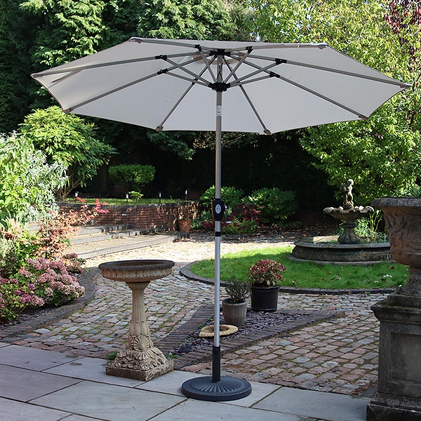 2.7m LED Lit Parasol