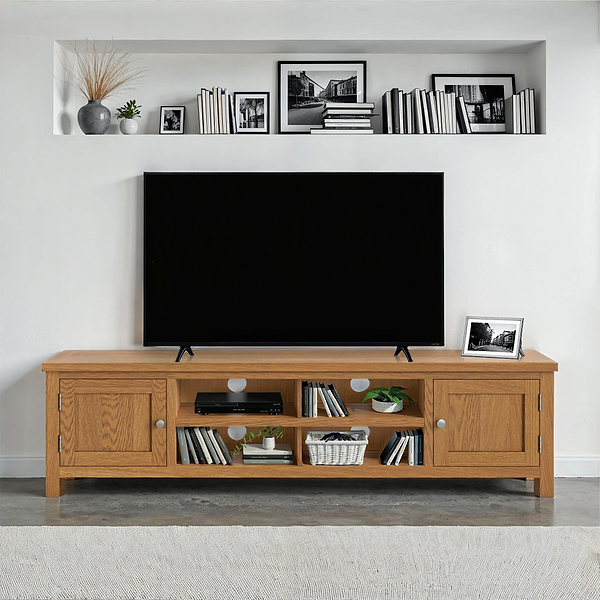 London Oak 180cm Extra Wide TV Stand
