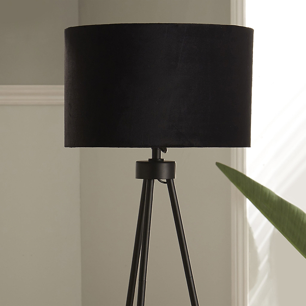 Houston Matt Metal Tripod Table Lamp