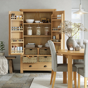 Kitchen Islands & Larders