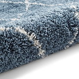 Blue Willow Shaggy Tasselled Diamond Rug from Roseland Furniture