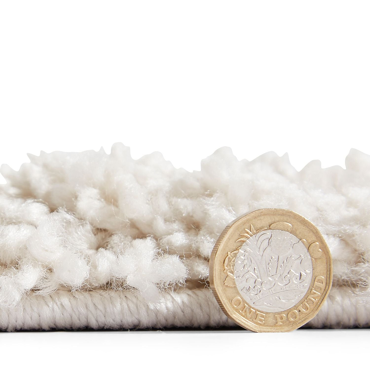 Cream Willow Shaggy Tasselled Diamond Rug from Roseland Furniture