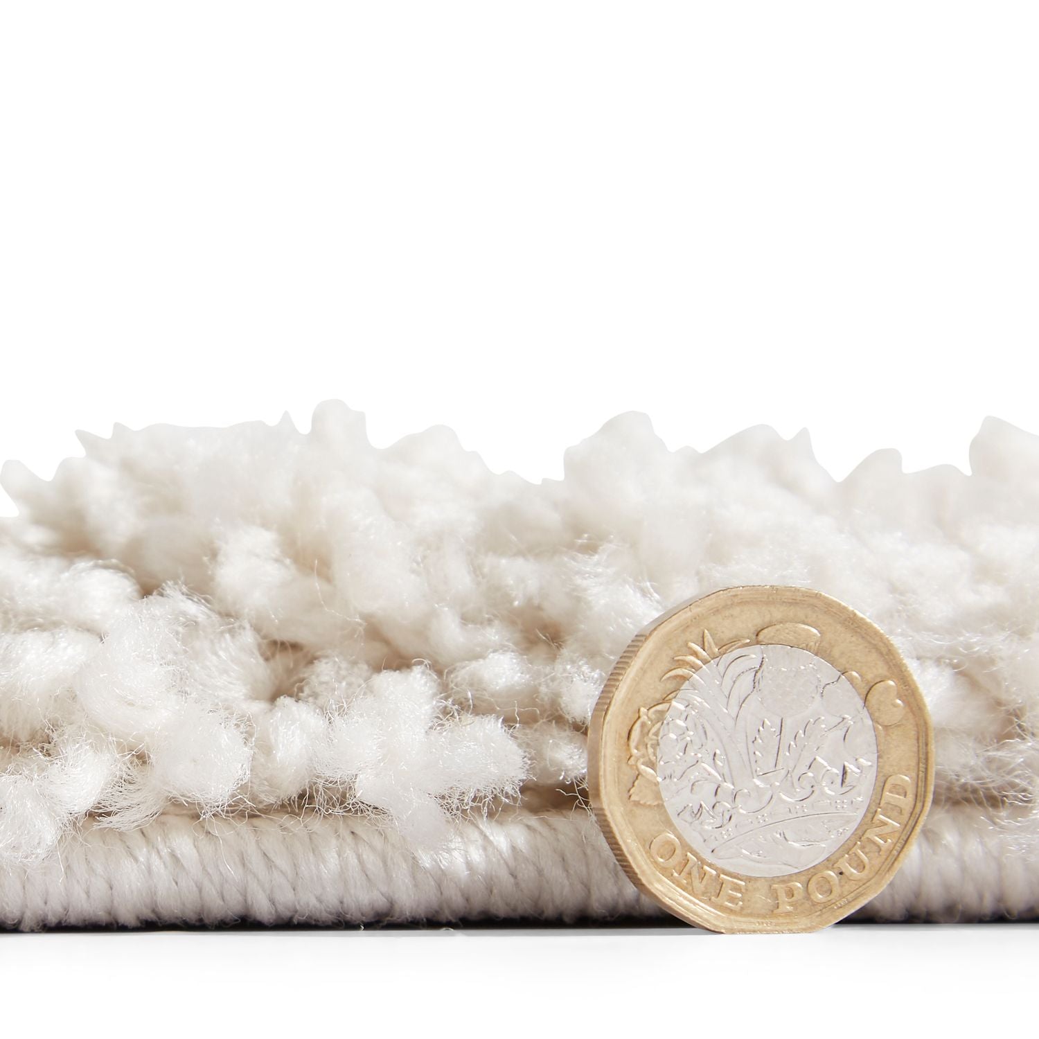 Cream Willow Shaggy Tasselled Diamond Rug from Roseland Furniture