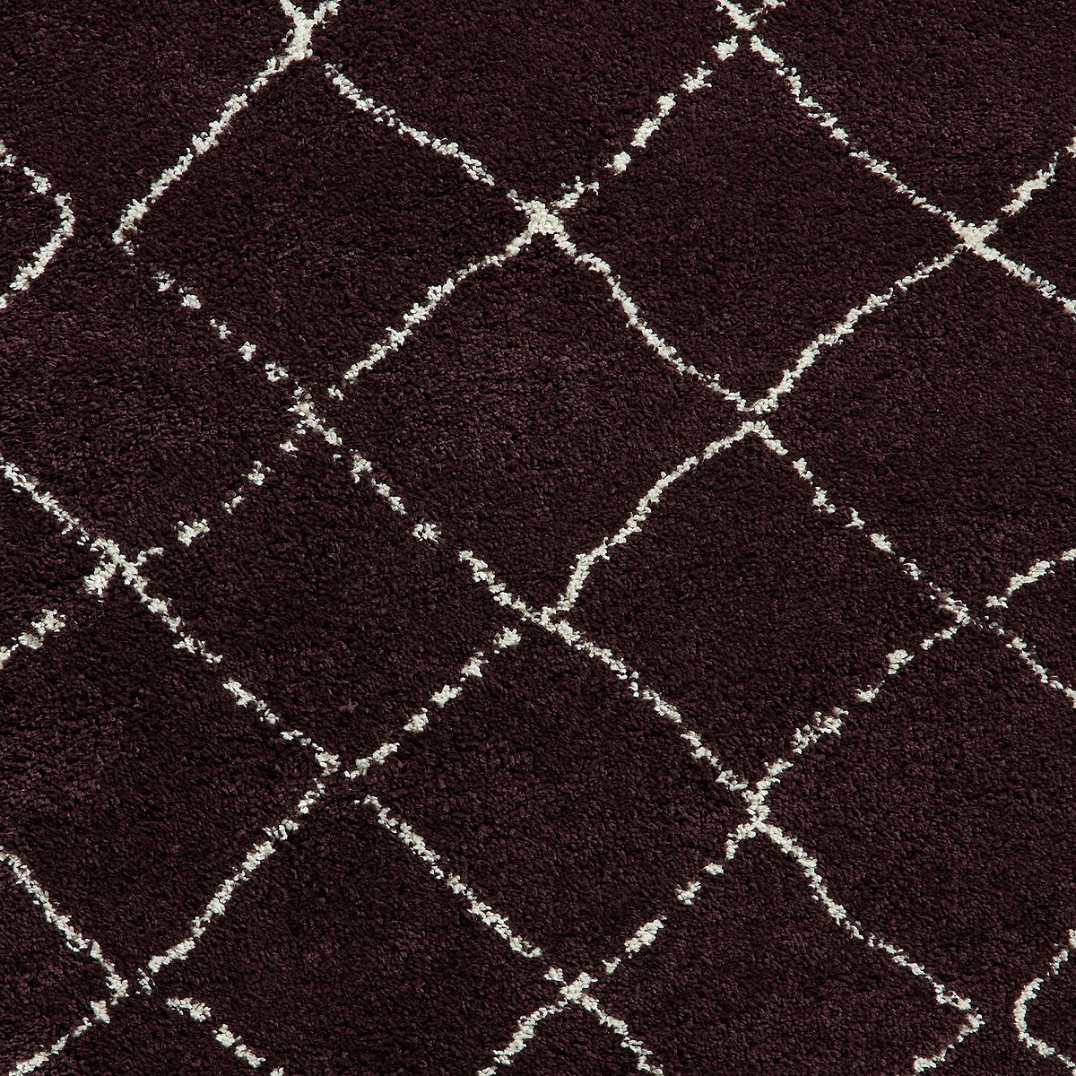 Purple Willow Shaggy Tasselled Diamond Rug from Roseland Furniture
